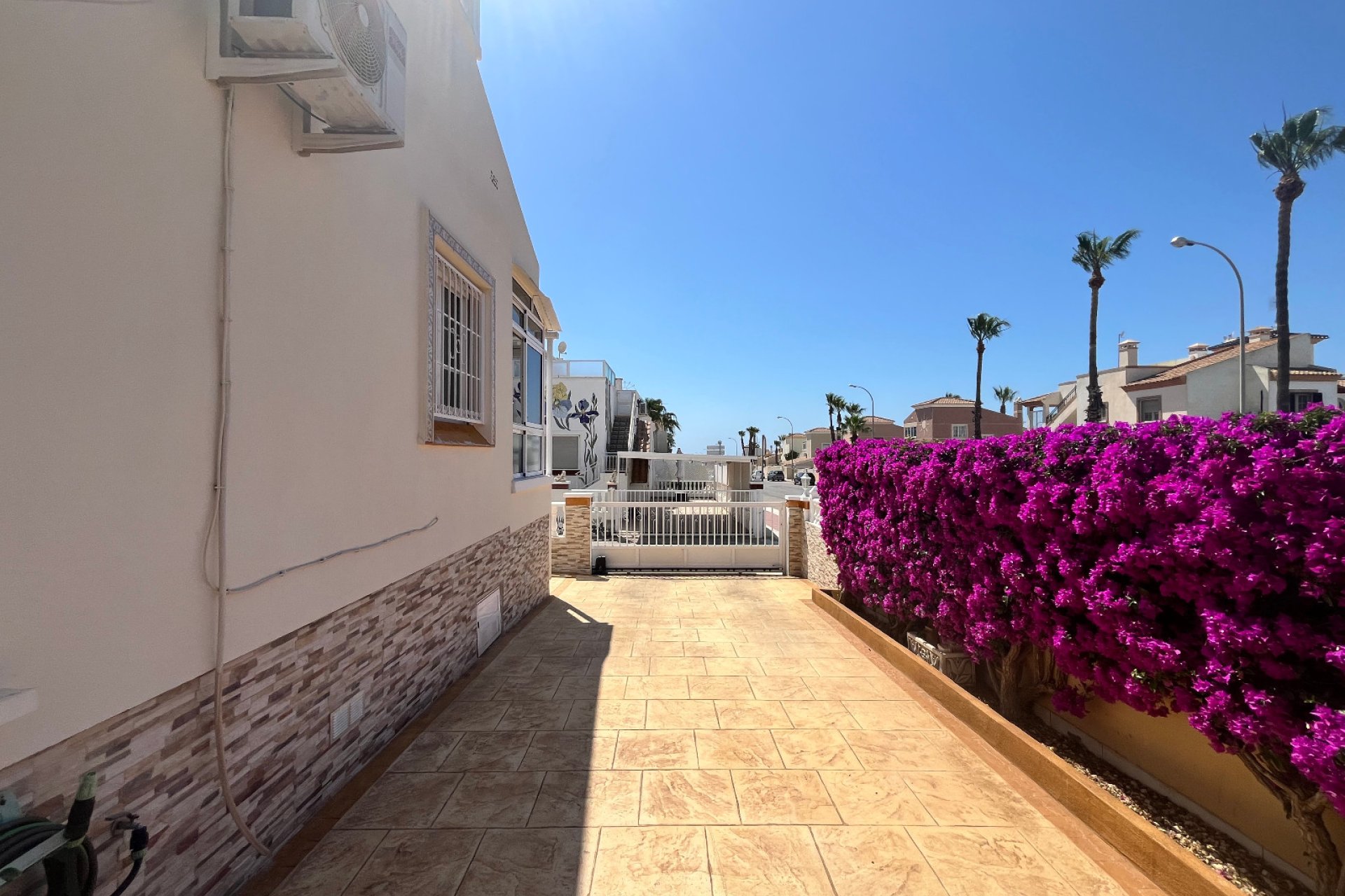 Resale - Townhouse -
Orihuela Costa - Playa Flamenca