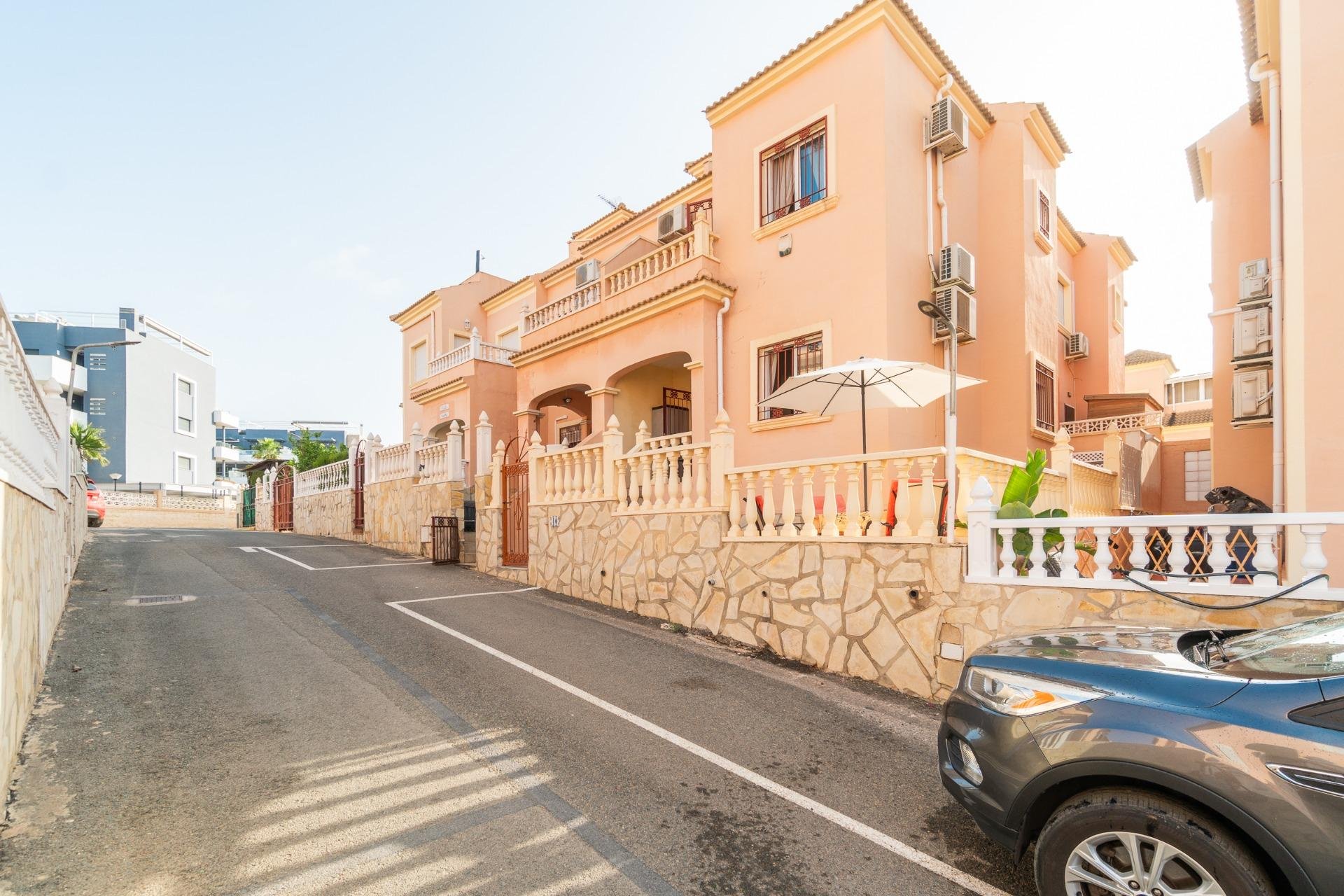 Resale - Townhouse -
Orihuela Costa - Playa Flamenca