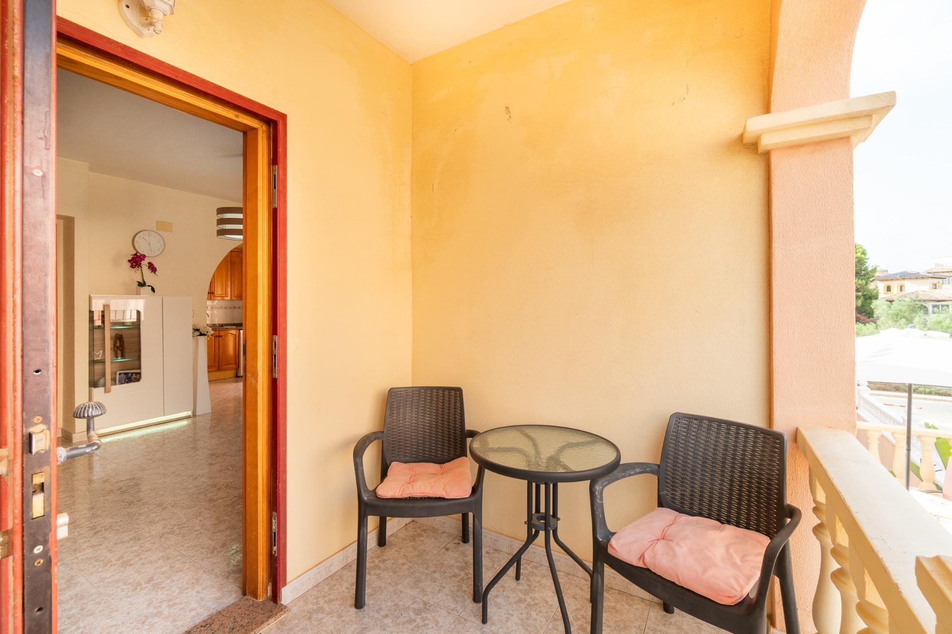 Resale - Townhouse -
Orihuela Costa - Playa Flamenca