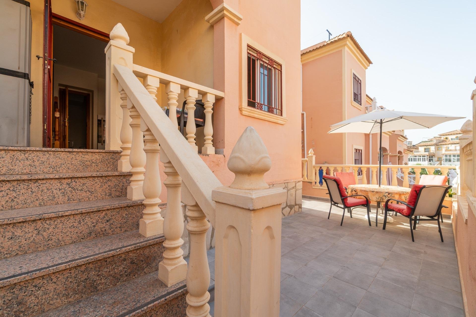 Resale - Townhouse -
Orihuela Costa - Playa Flamenca