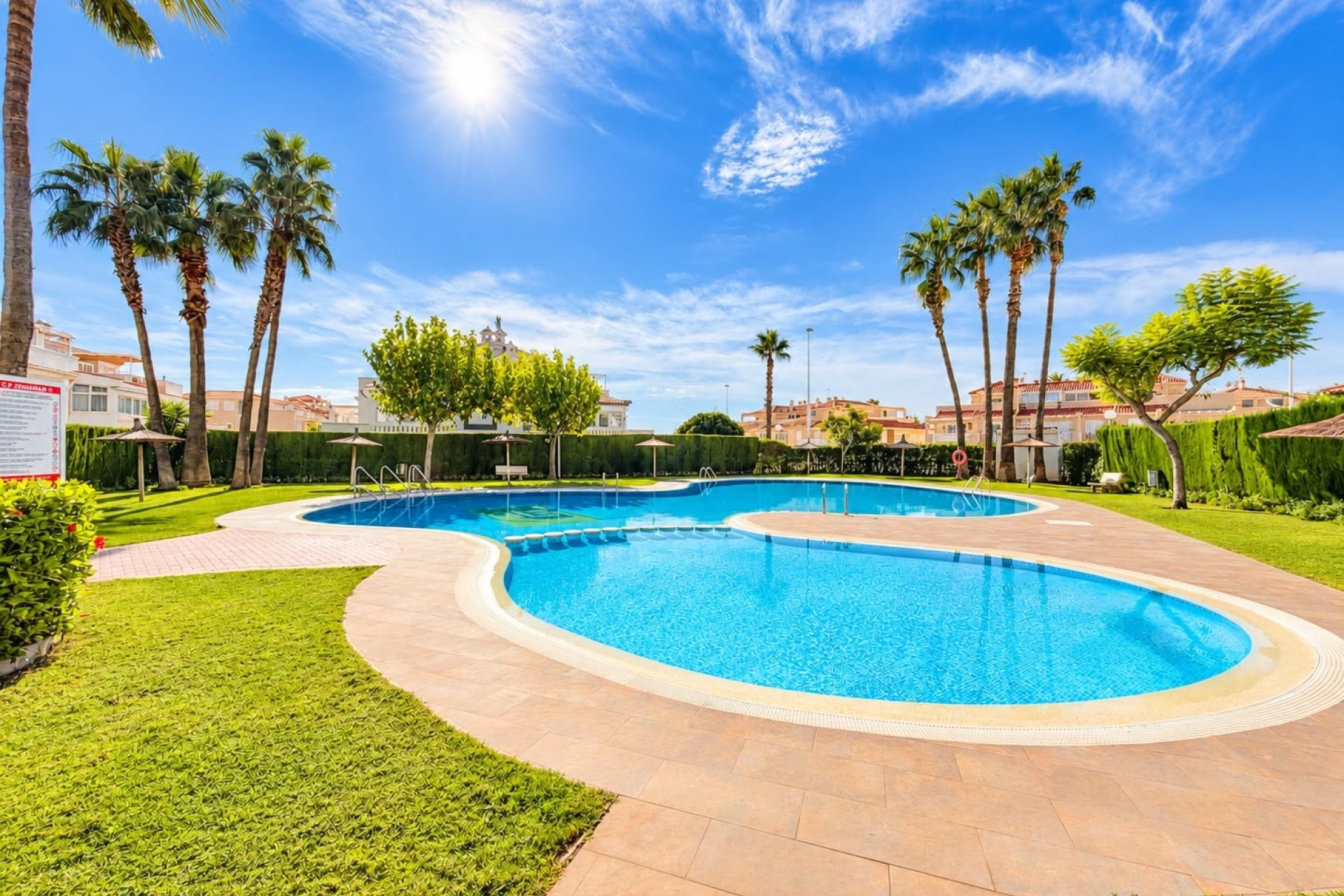 Resale - Townhouse -
Orihuela Costa - Playa Flamenca