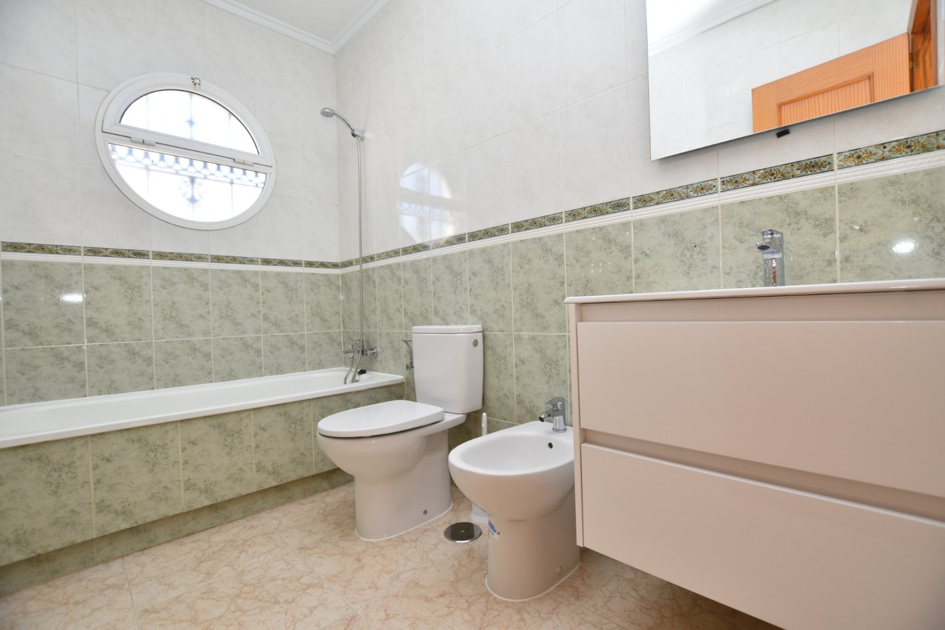 Resale - Townhouse -
Orihuela Costa - Punta Prima