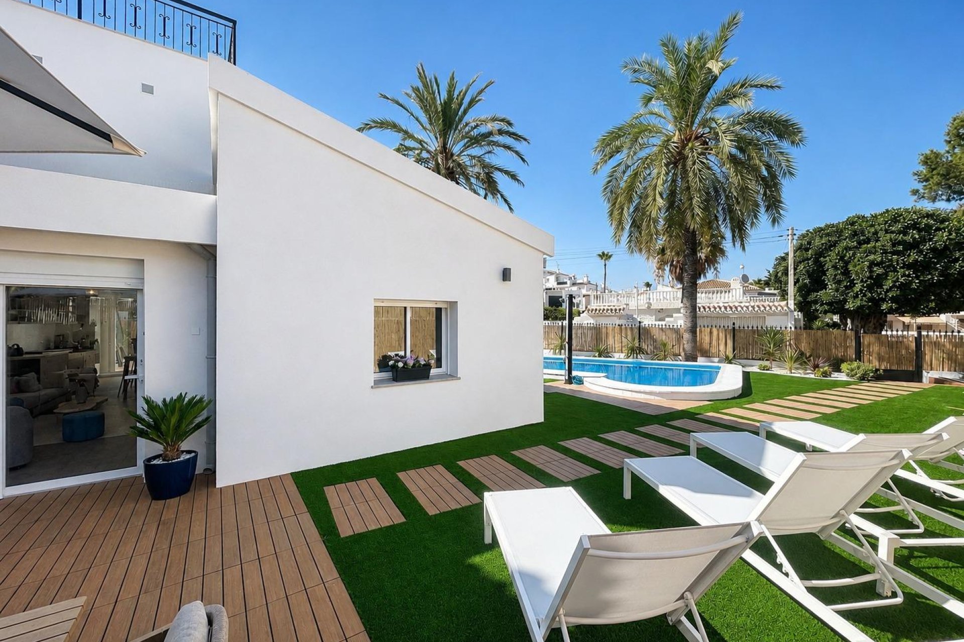 Resale - Townhouse -
Orihuela Costa - Punta Prima