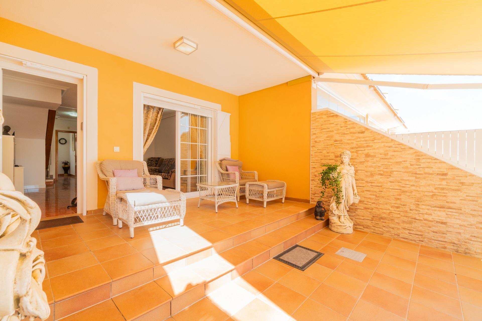 Resale - Townhouse -
Orihuela Costa - Villamartin