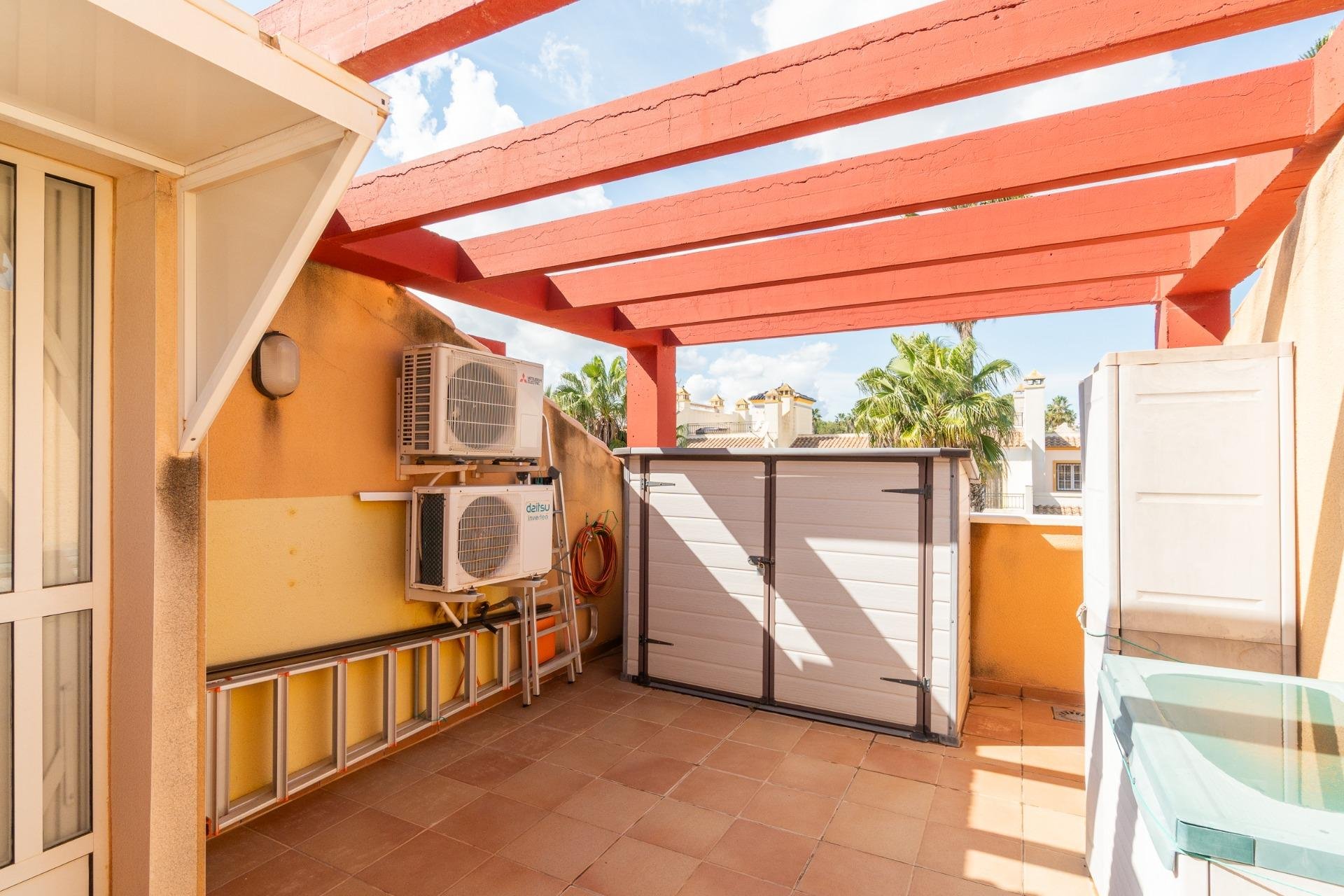 Resale - Townhouse -
Orihuela Costa - Villamartin