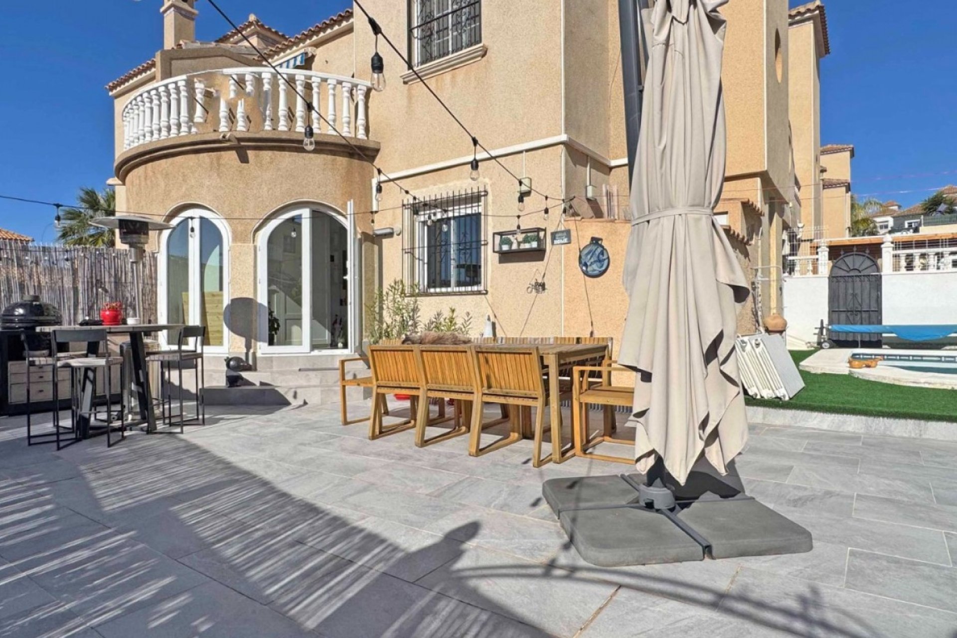 Resale - Townhouse -
Orihuela Costa - Villamartin