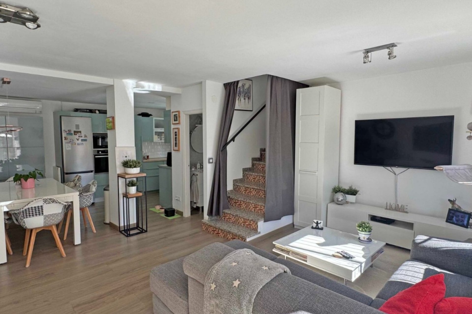 Resale - Townhouse -
Orihuela Costa - Villamartin