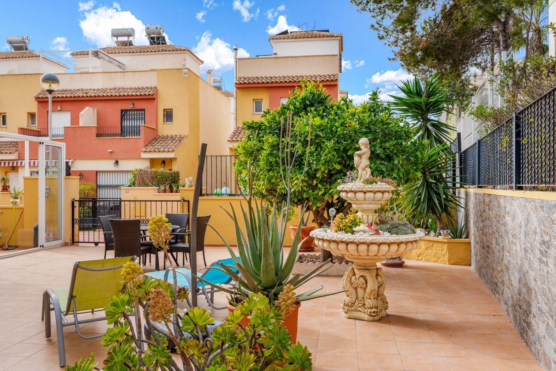Resale - Townhouse -
Orihuela Costa - Villamartin