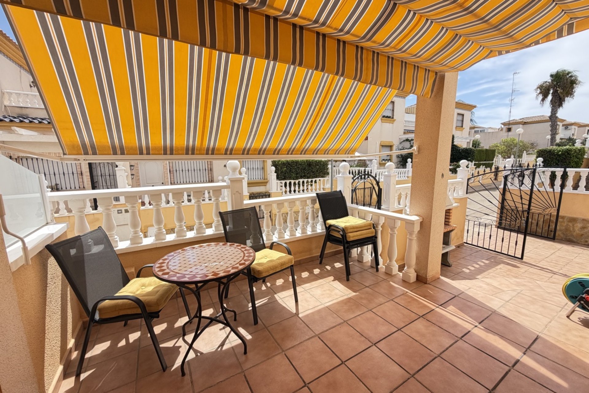 Resale - Townhouse -
Orihuela Costa - Villamartin