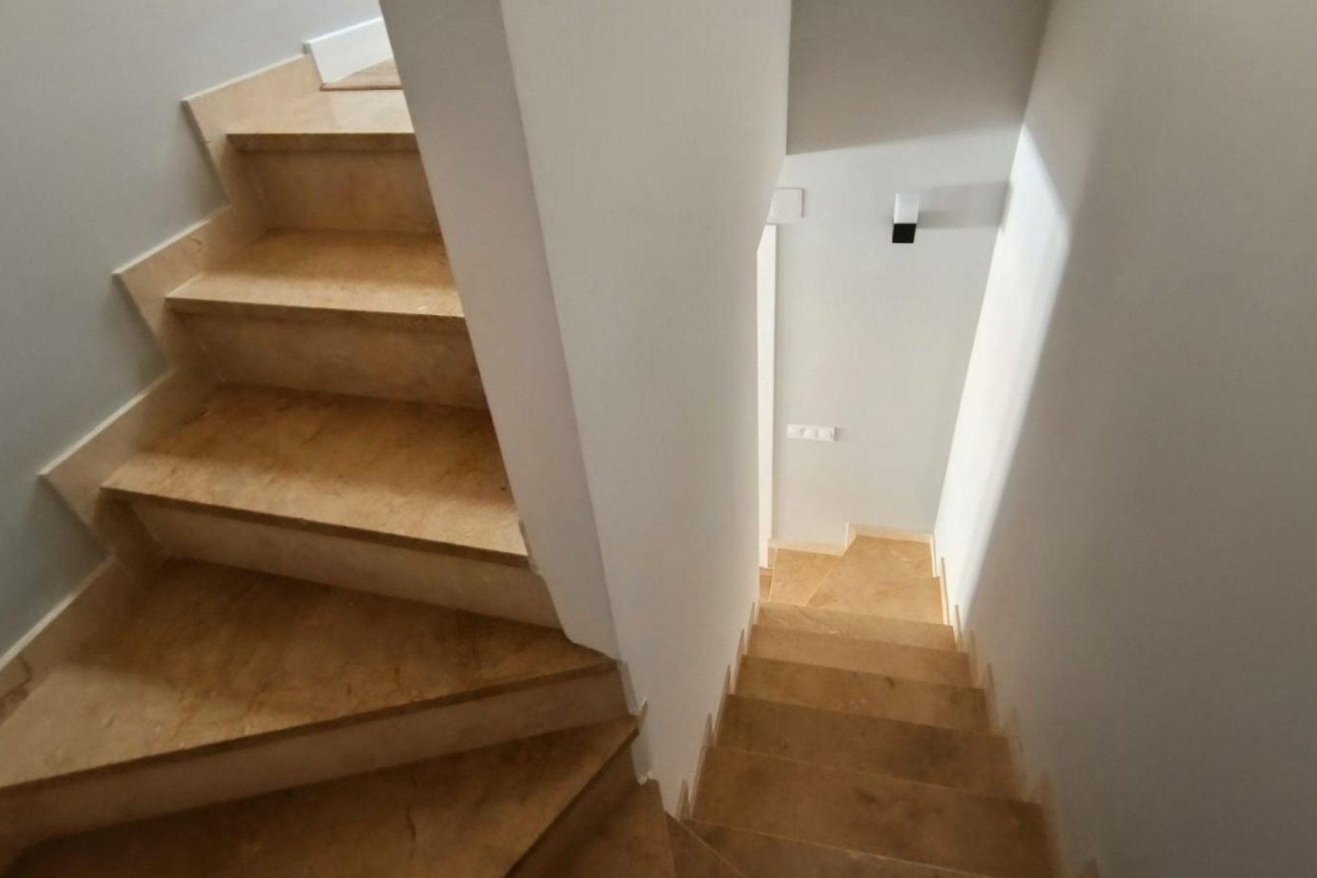 Resale - Townhouse -
Orihuela - Urbanización Perla del Mar