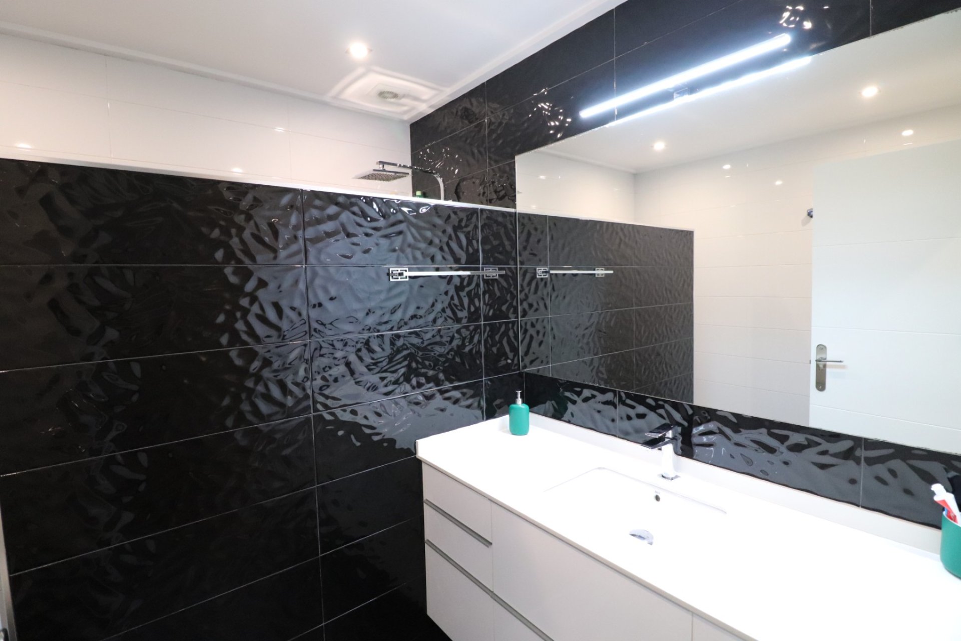 Resale - Townhouse -
Redovan - Redovan - Town