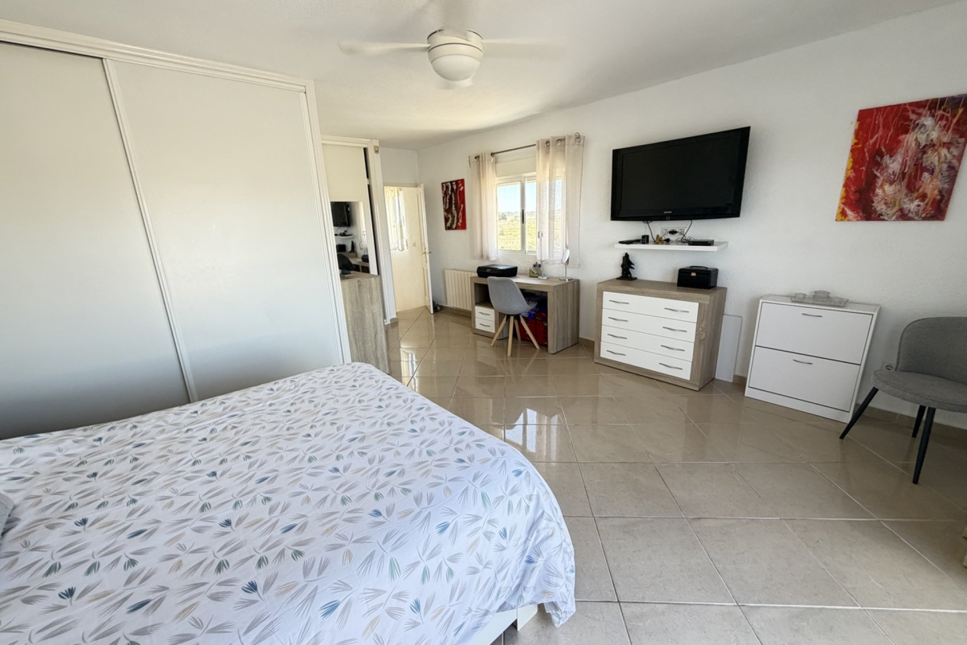 Resale - Townhouse -
San Miguel de Salinas - San Miguel - Town