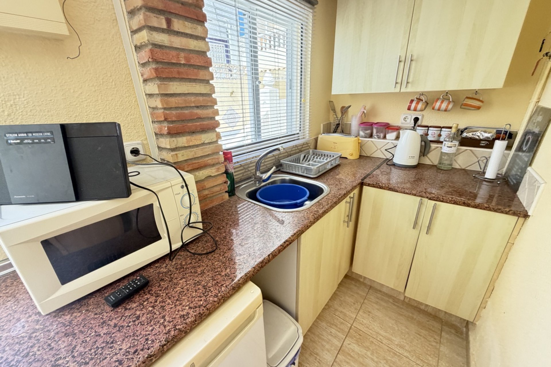 Resale - Townhouse -
San Miguel de Salinas - San Miguel - Town