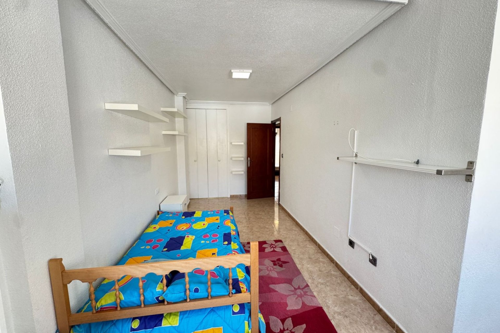 Resale - Townhouse -
San Miguel de Salinas - San Miguel - Town