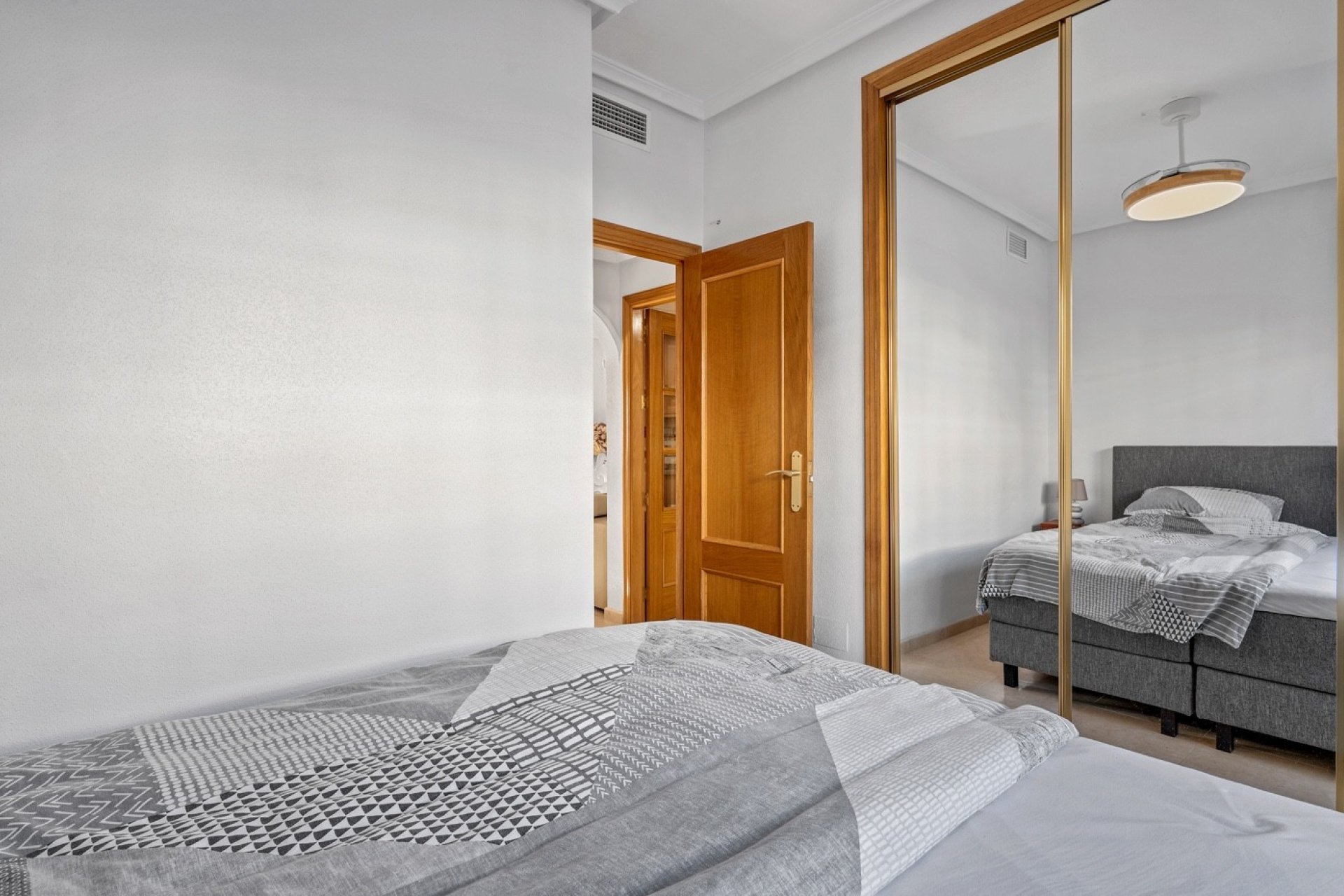 Resale - Townhouse -
San Miguel de Salinas