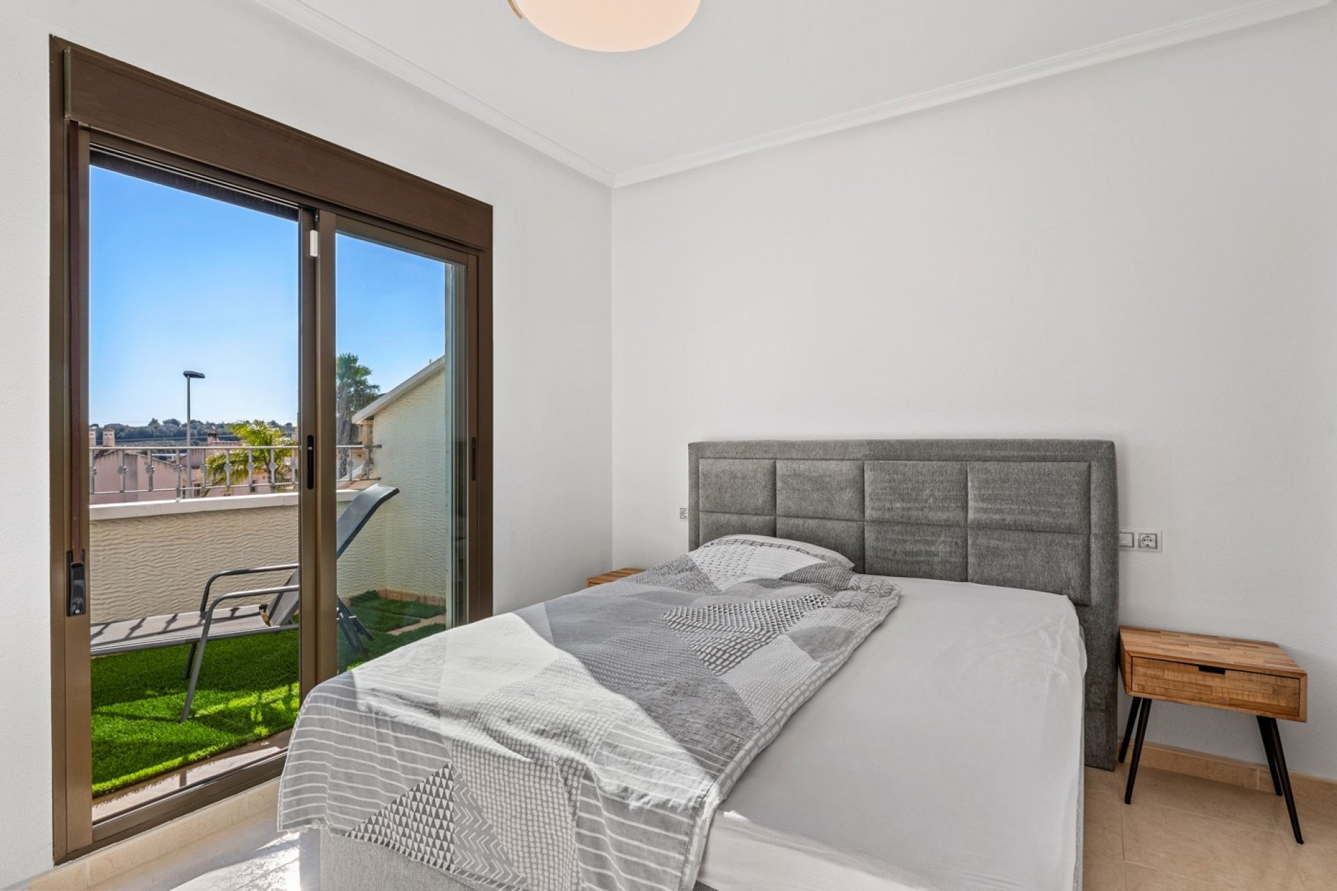 Resale - Townhouse -
San Miguel de Salinas