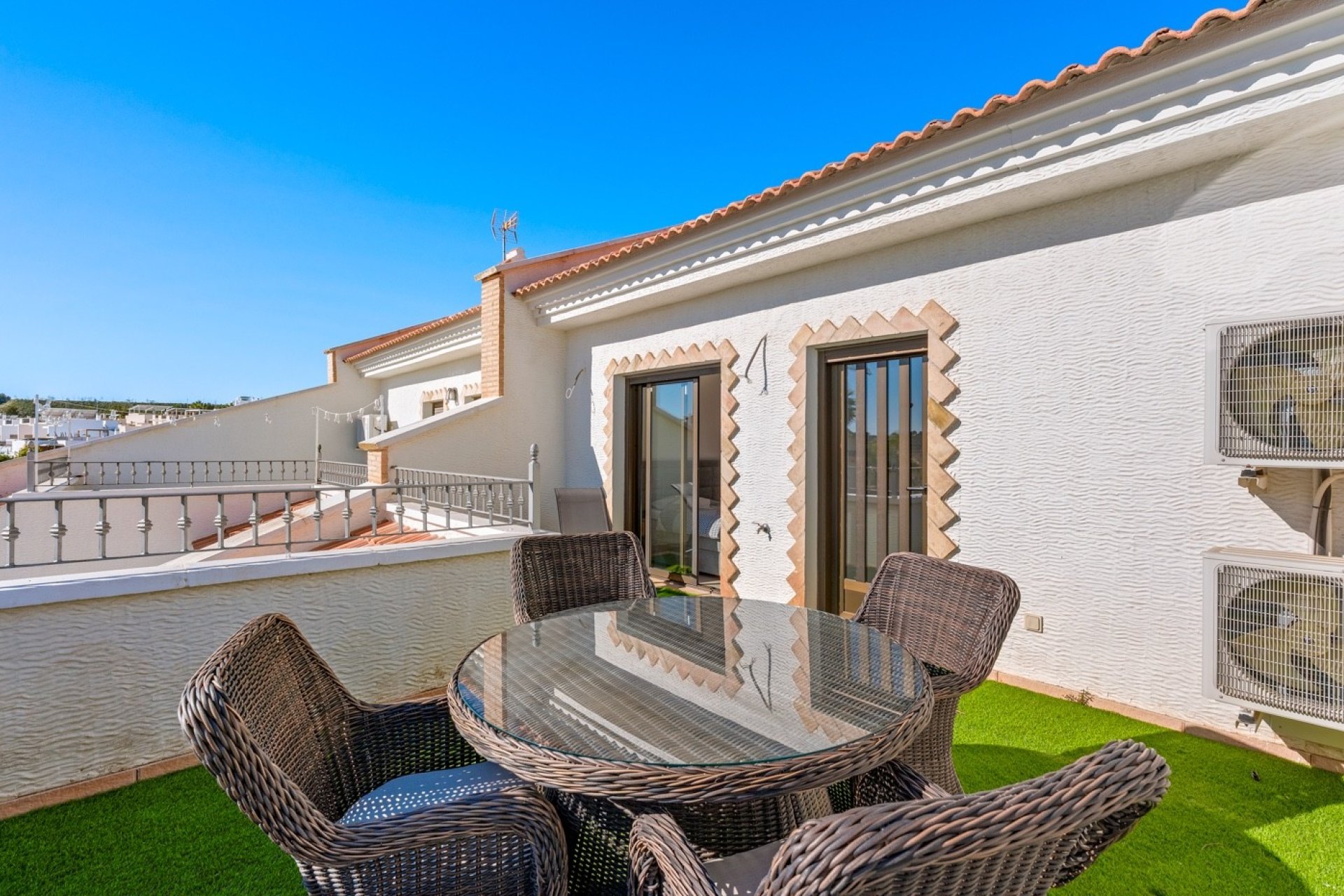 Resale - Townhouse -
San Miguel de Salinas