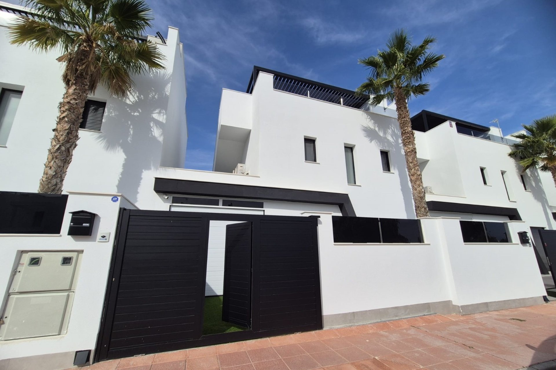 Resale - Townhouse -
Santiago de La Ribera - Santiago de La Ribera - Town