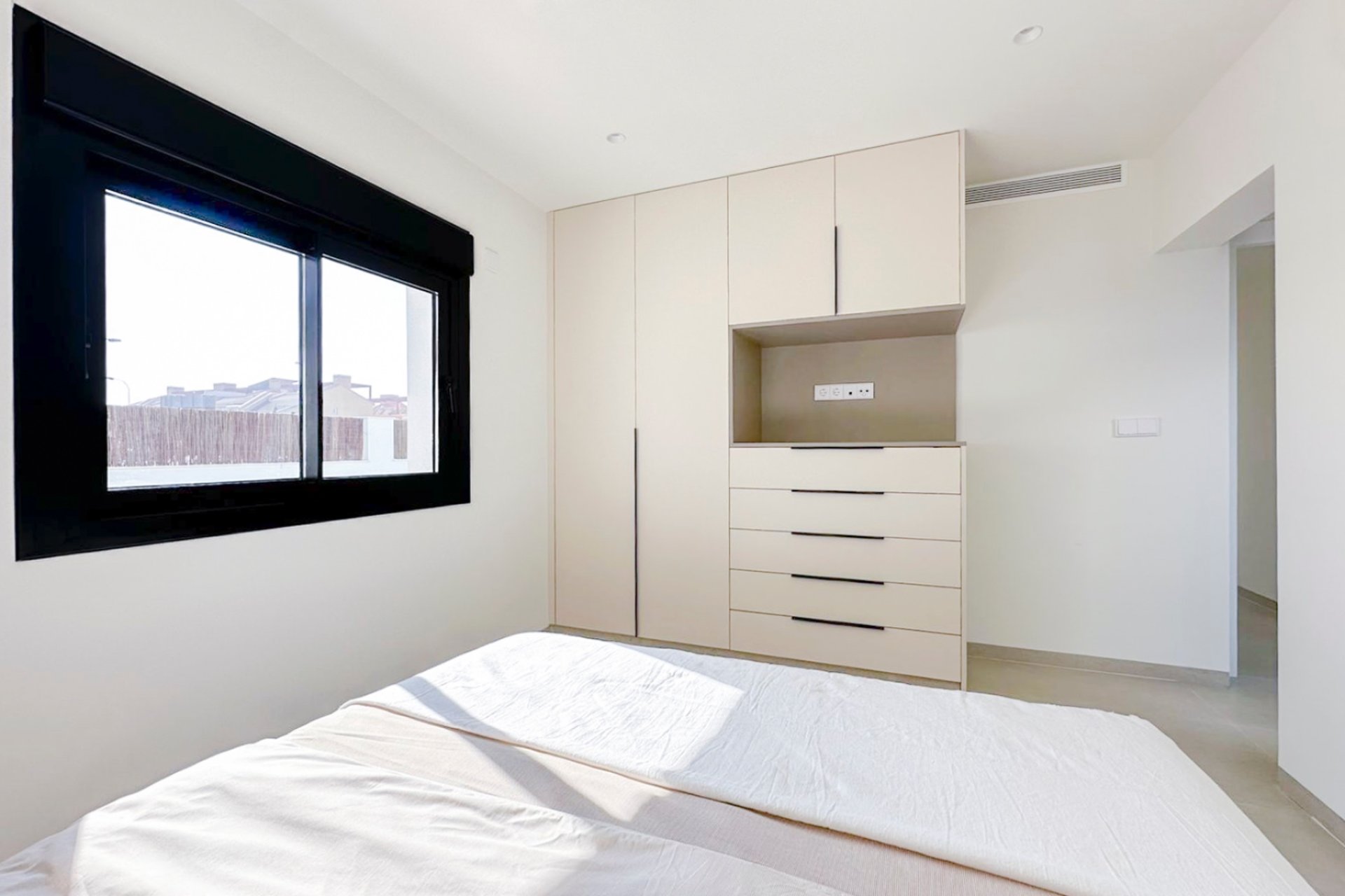 Resale - Townhouse -
Santiago de La Ribera - Santiago de La Ribera - Town