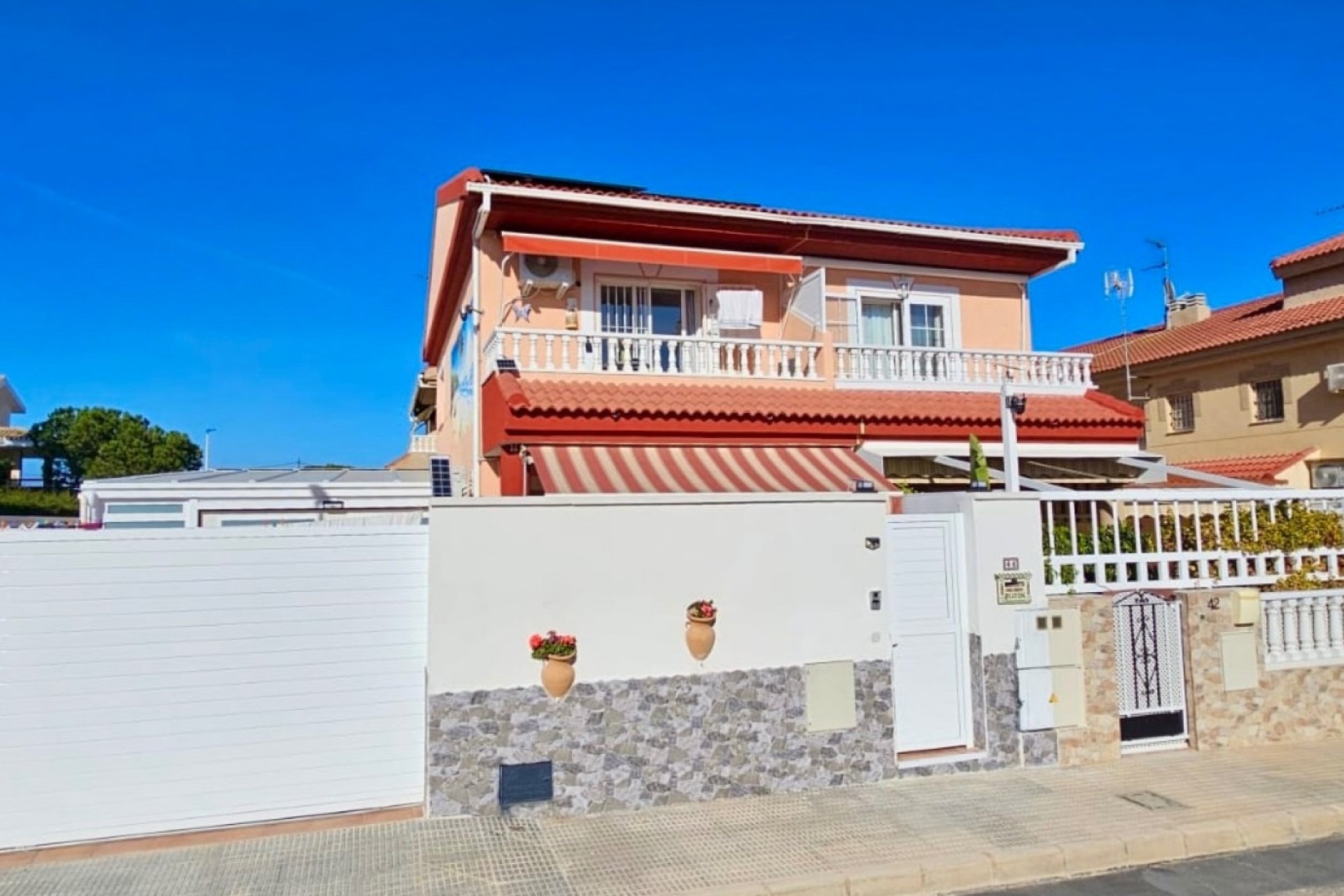 Resale - Townhouse -
Santiago de La Ribera - Santiago de La Ribera - Town