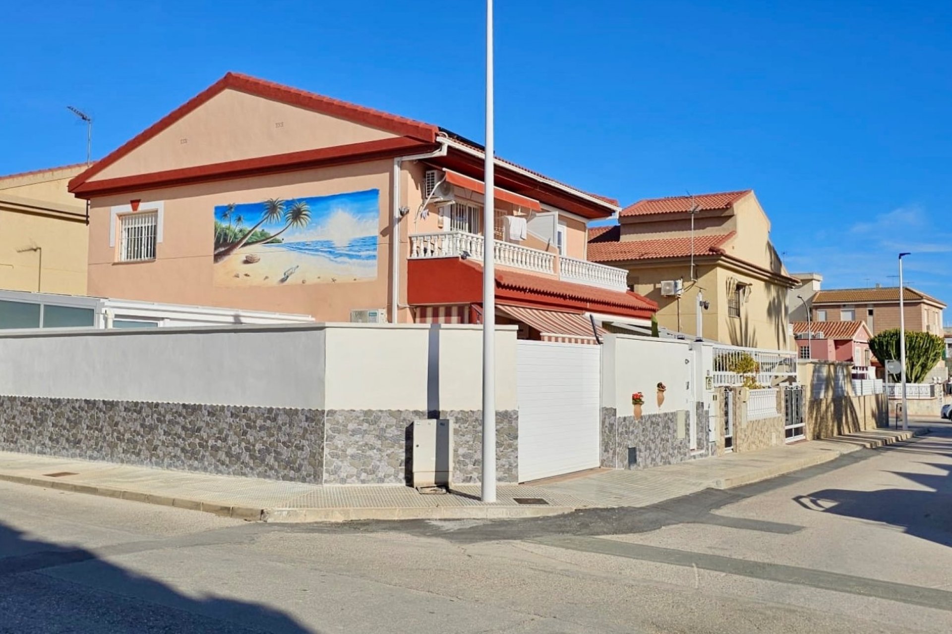 Resale - Townhouse -
Santiago de La Ribera - Santiago de La Ribera - Town