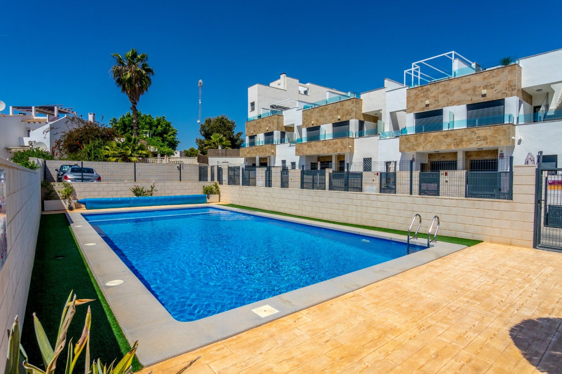 Resale - Townhouse / Terraced House -
Orihuela Costa - Las Filipinas