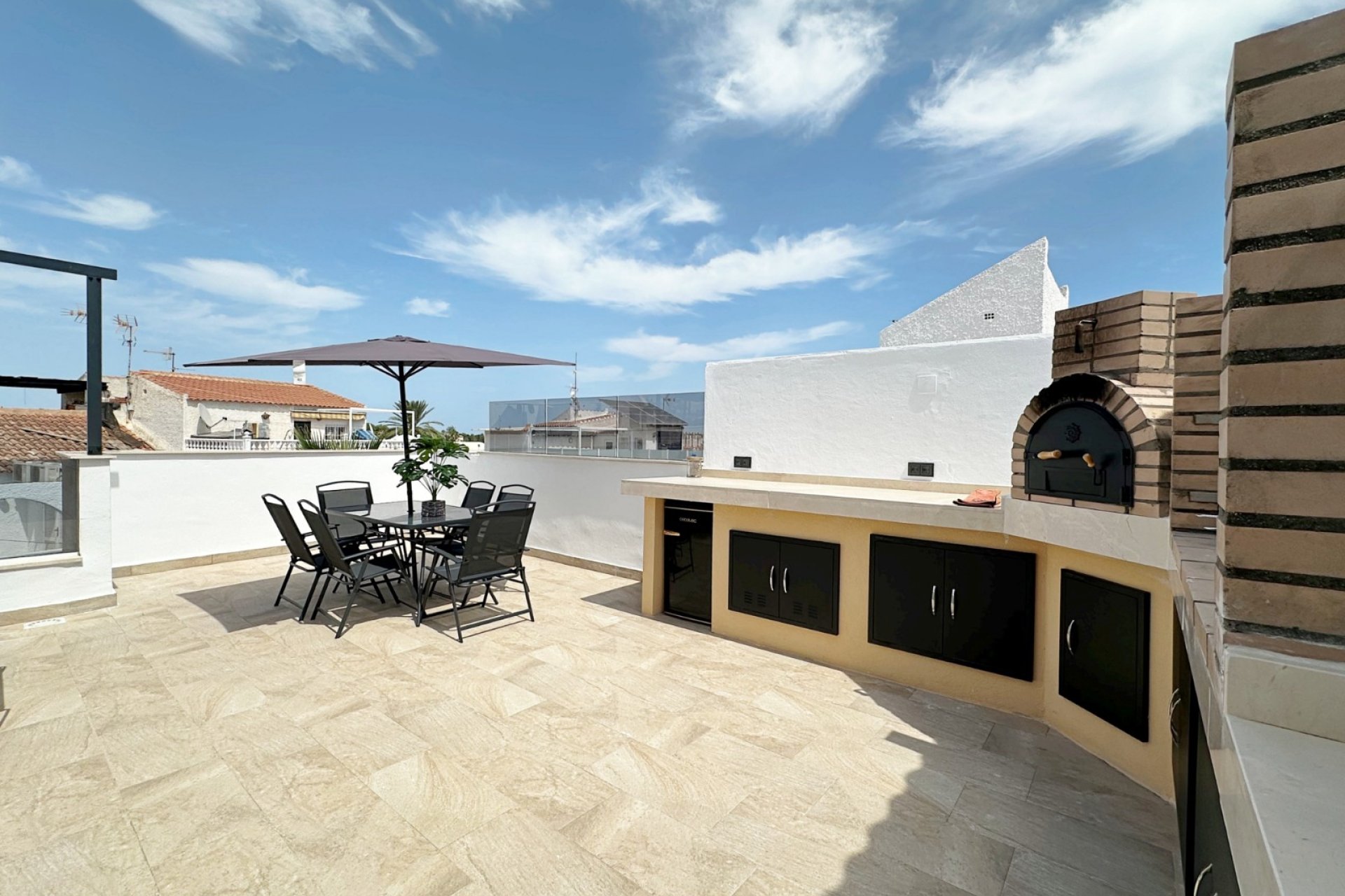 Resale - Townhouse / Terraced House -
Torrevieja