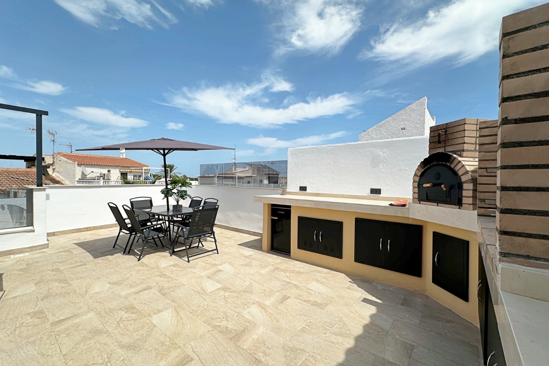 Resale - Townhouse / Terraced House -
Torrevieja