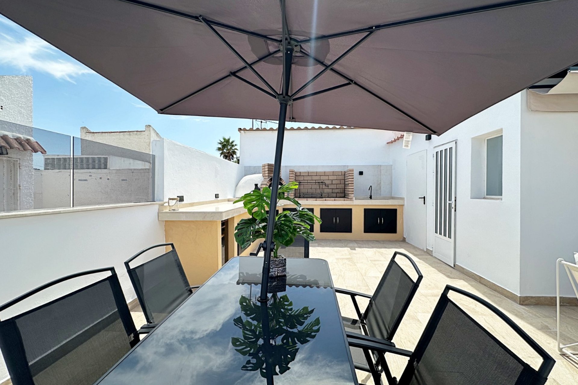 Resale - Townhouse / Terraced House -
Torrevieja