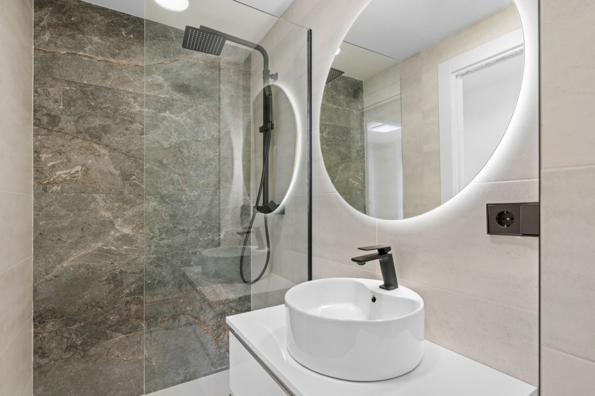 Resale - Townhouse -
Torre de La Horadada - Torre de La Horadada - Town