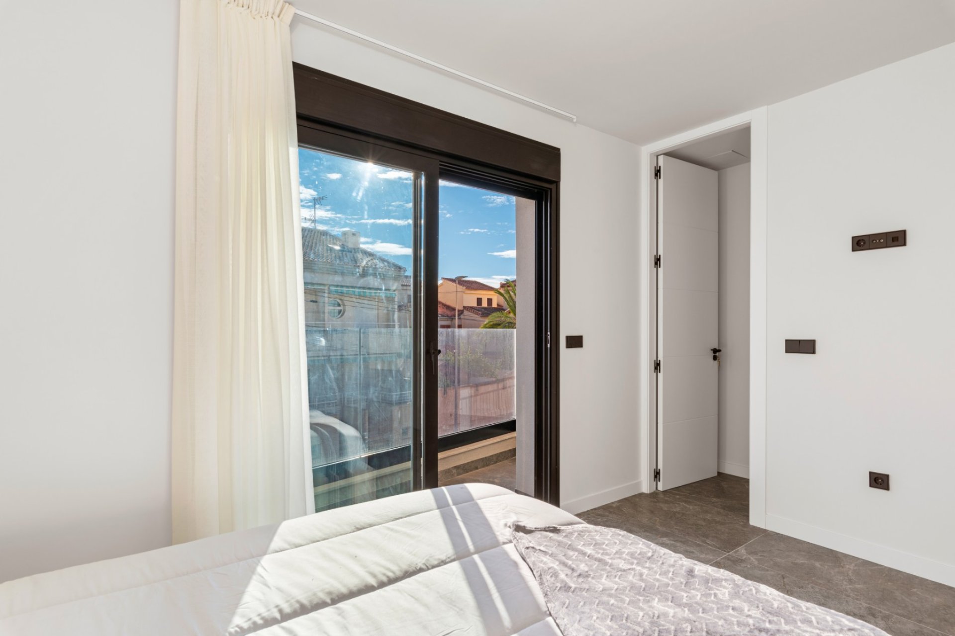 Resale - Townhouse -
Torre de La Horadada - Torre de La Horadada - Town