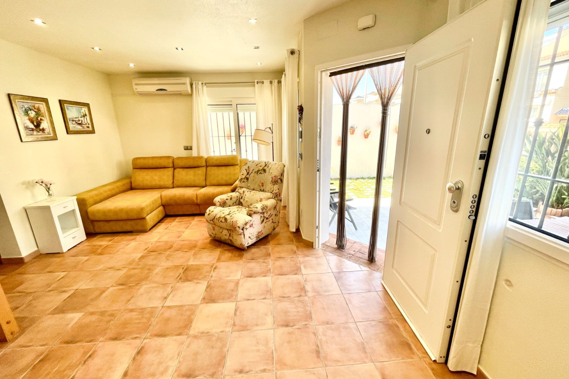 Resale - Townhouse -
Torre de La Horadada - Torre de La Horadada - Town