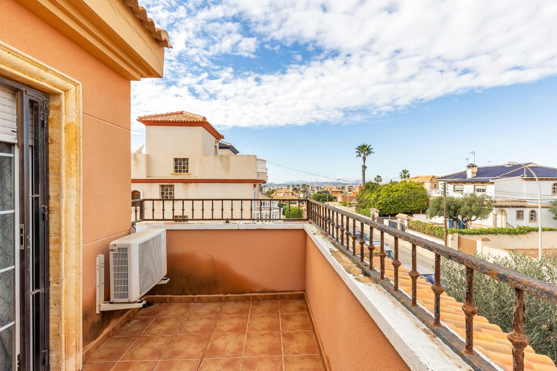 Resale - Townhouse -
Torrevieja - Aguas Nuevas