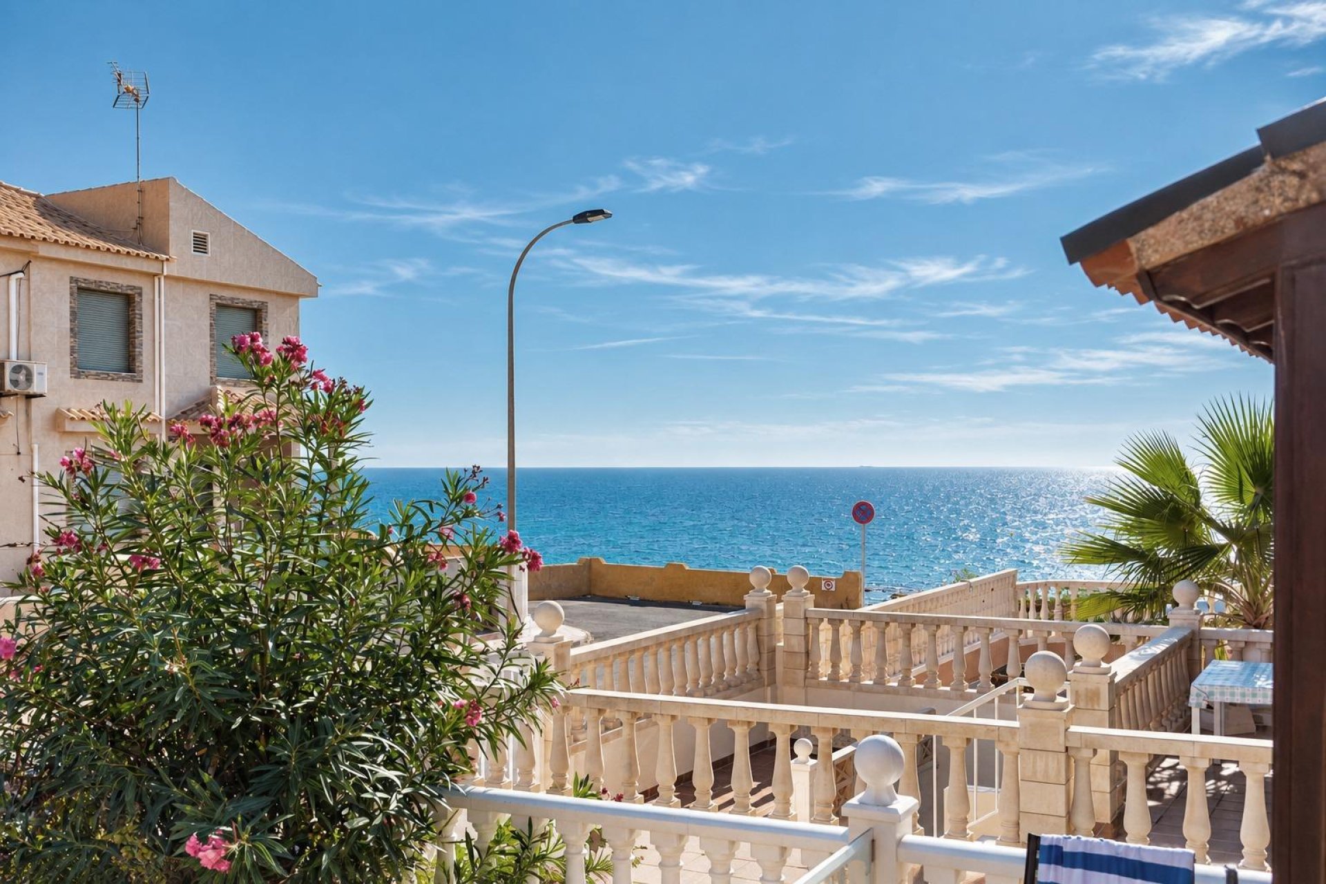 Resale - Townhouse -
Torrevieja - Cala de cabo cervera