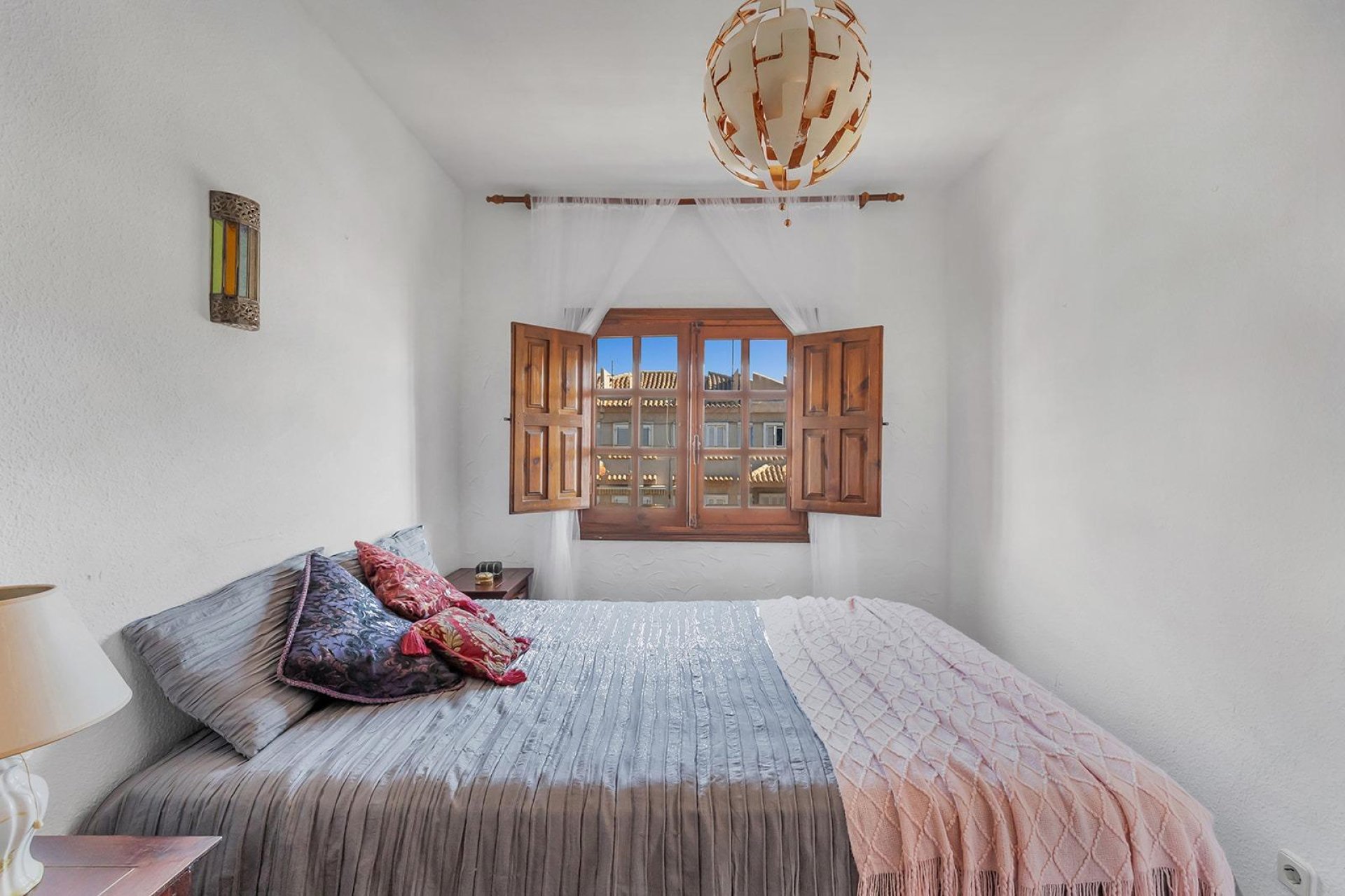 Resale - Townhouse -
Torrevieja - Cala de cabo cervera