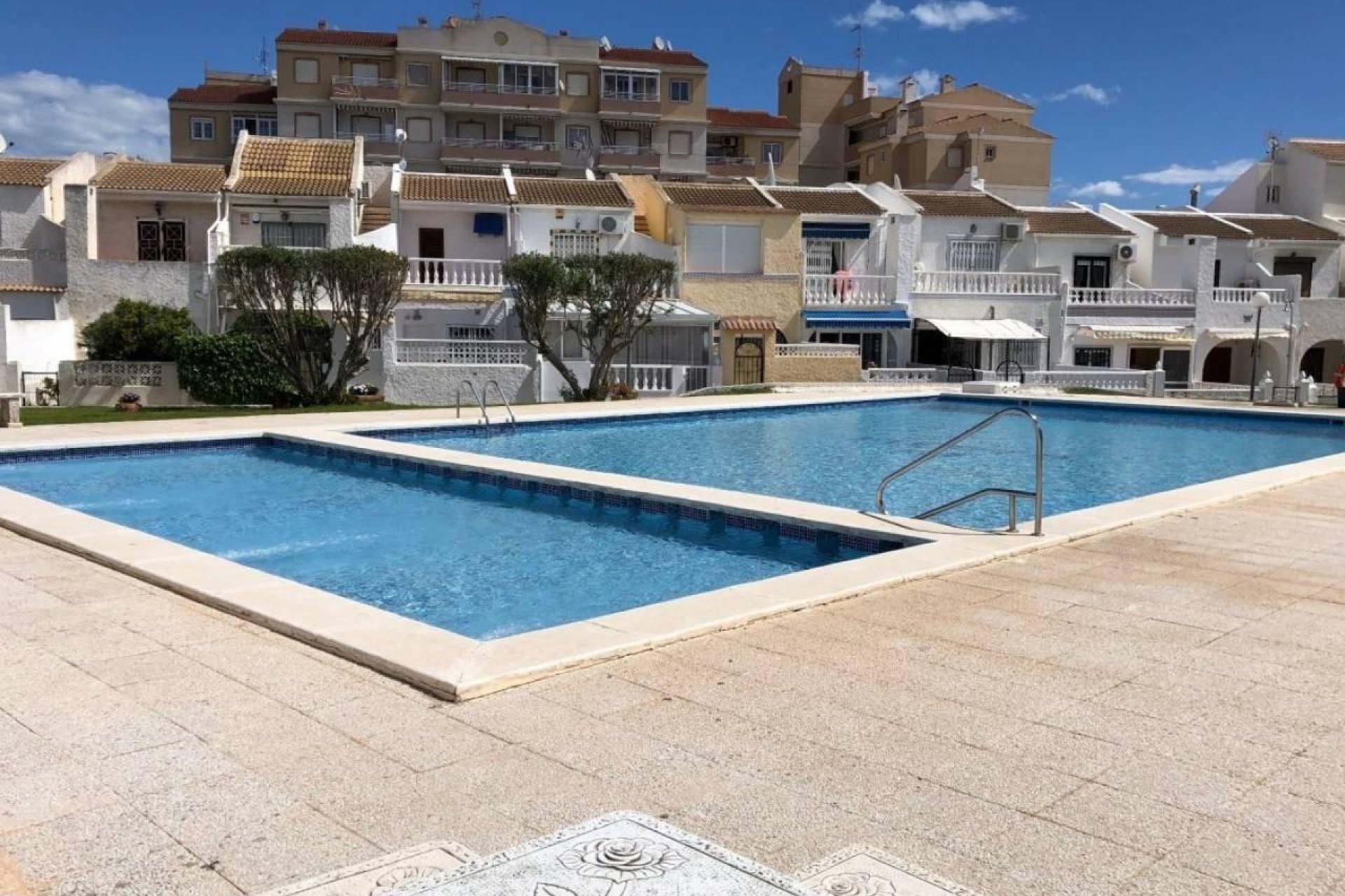 Resale - Townhouse -
Torrevieja - Calas blanca