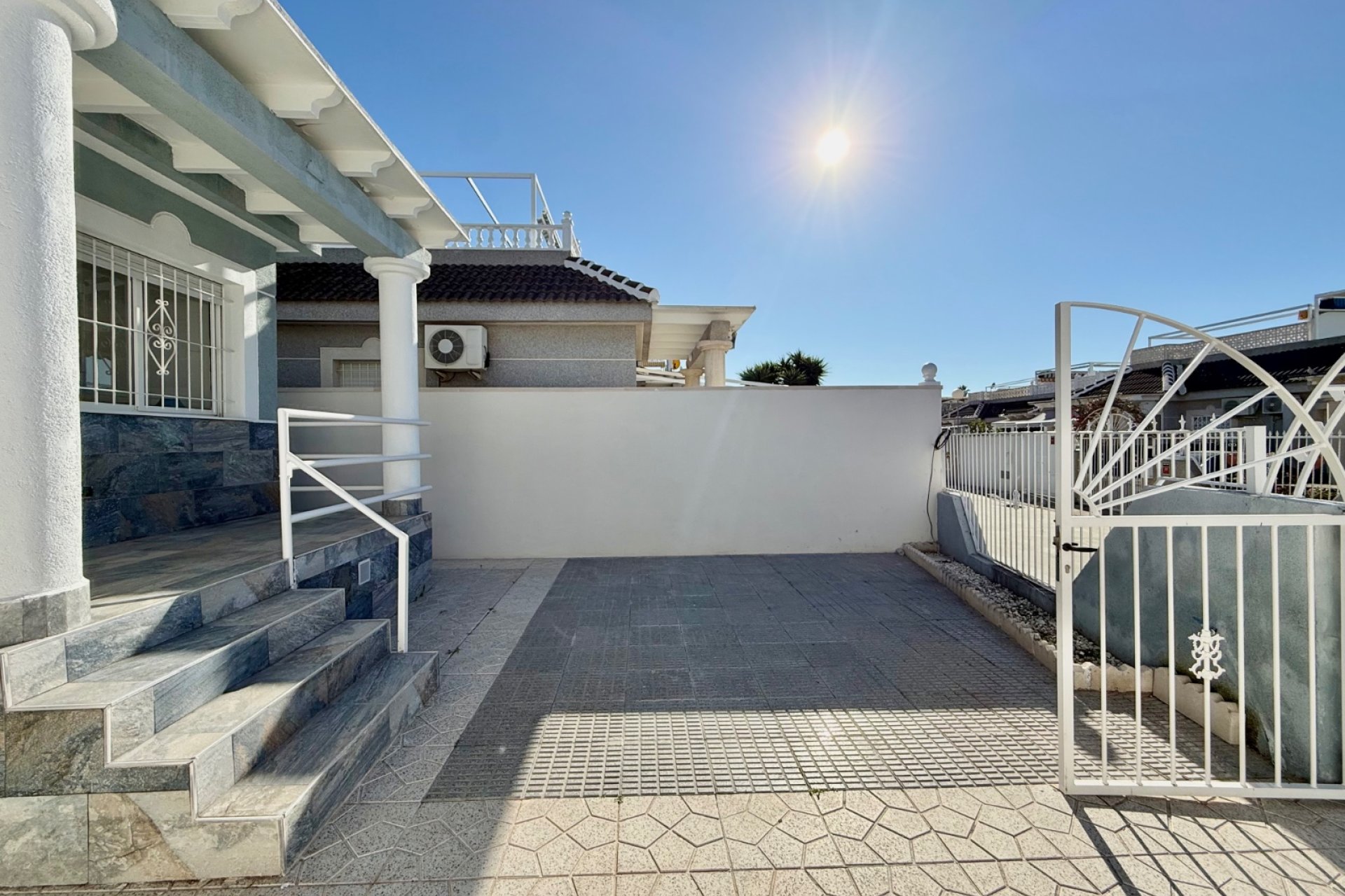 Resale - Townhouse -
Torrevieja - El Chaparral