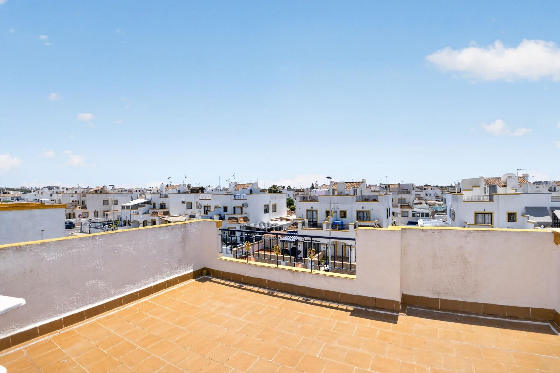 Resale - Townhouse -
Torrevieja - Jardin Del Mar