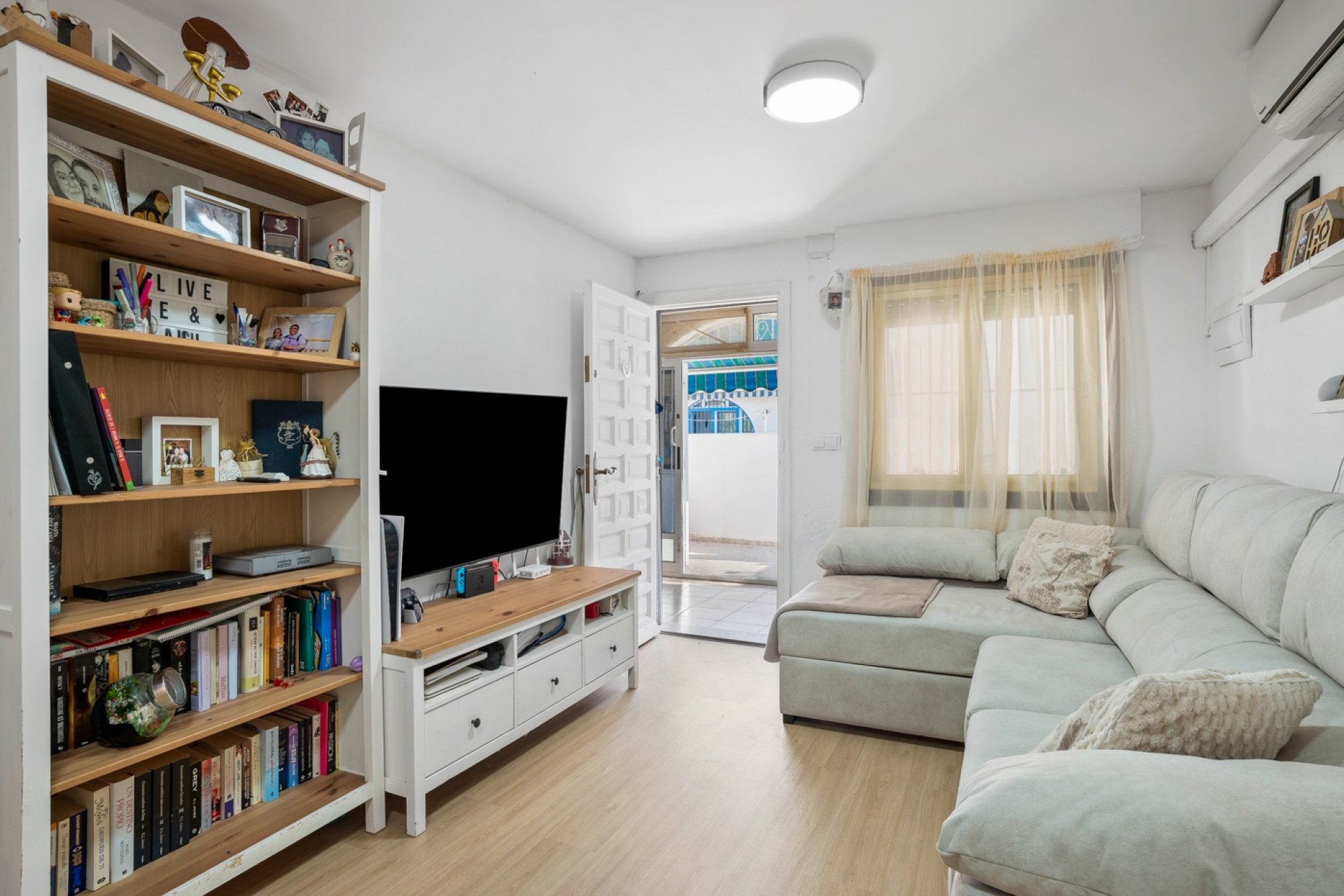 Resale - Townhouse -
Torrevieja - La Siesta