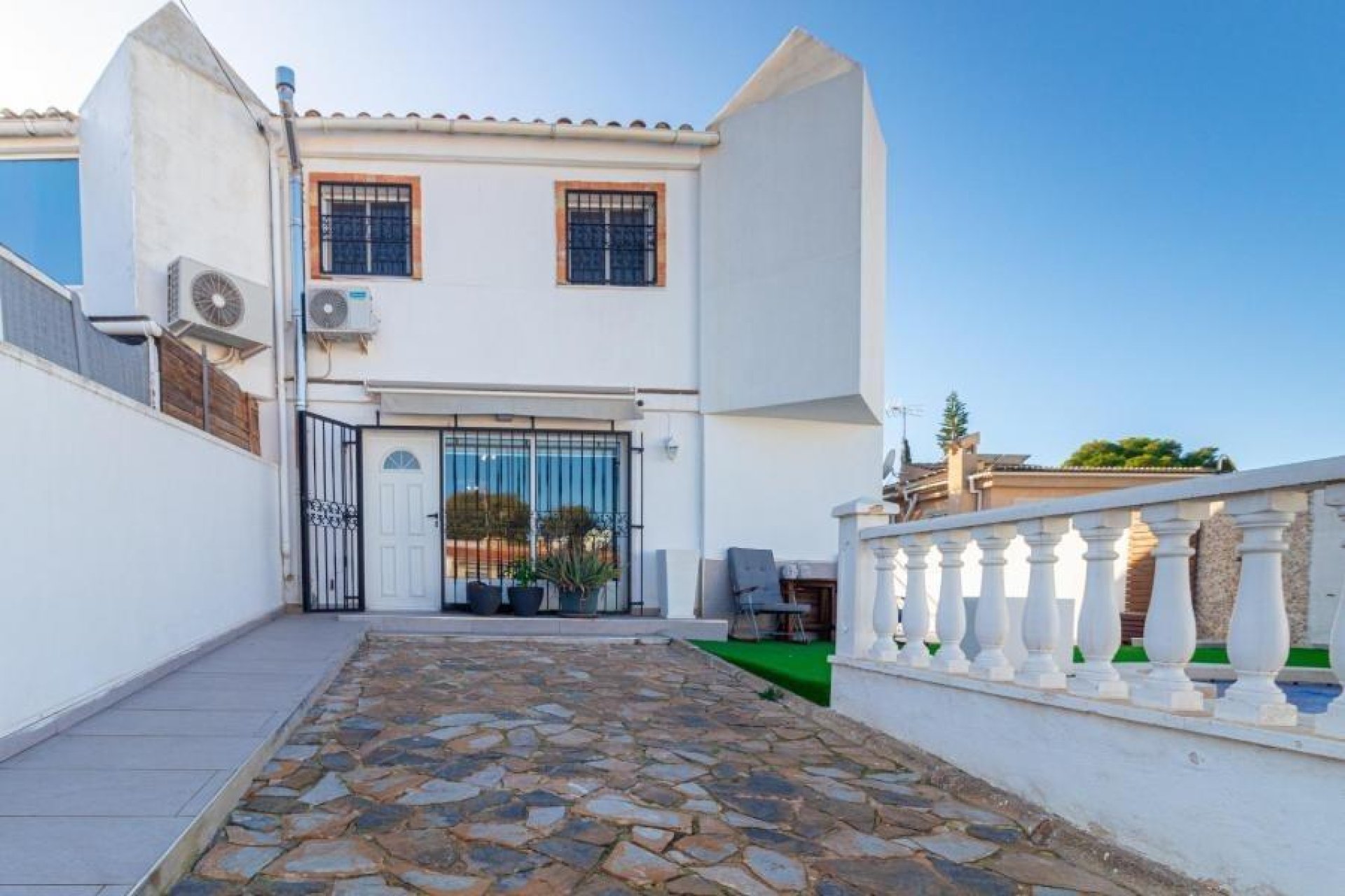 Resale - Townhouse -
Torrevieja - Los balcones