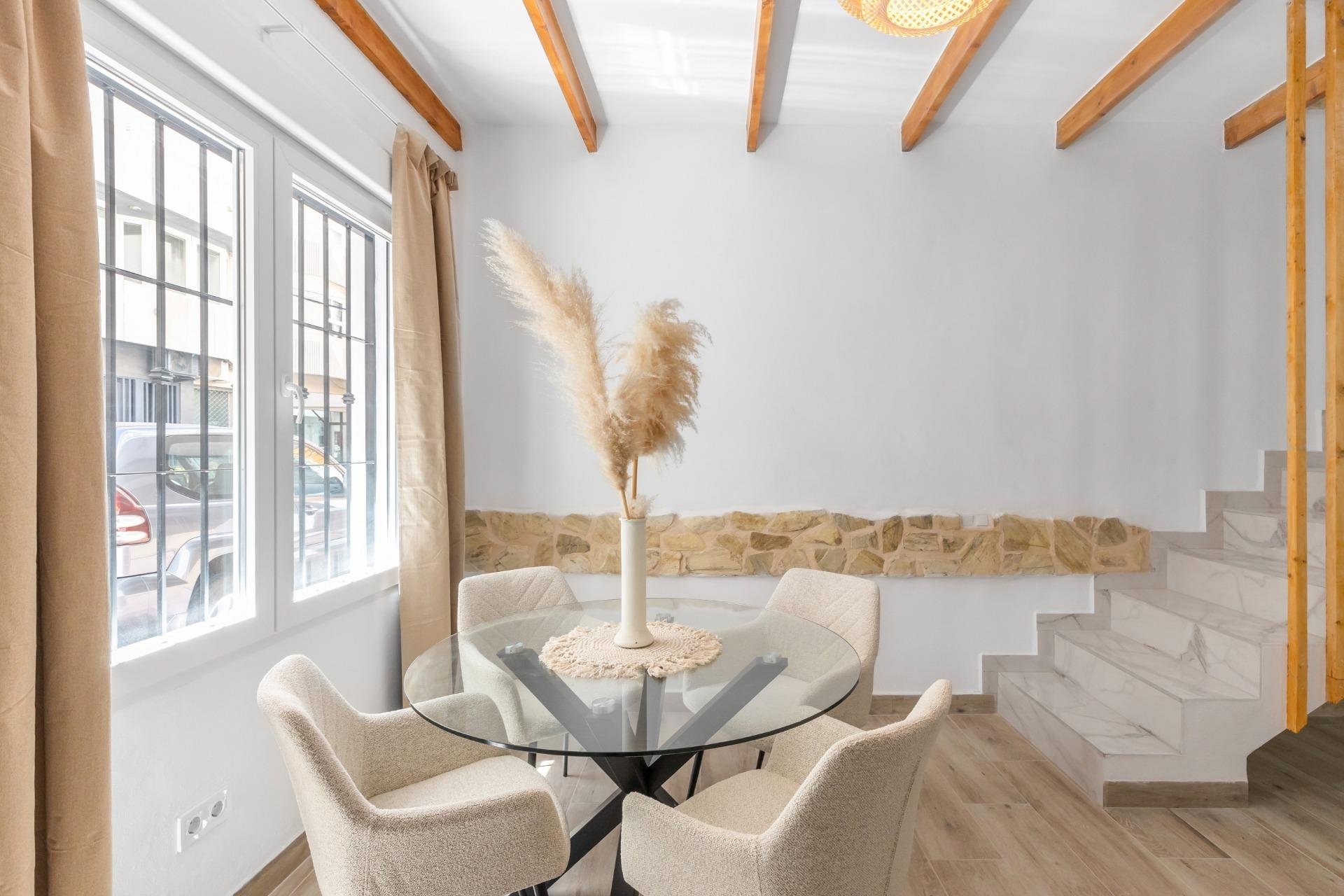 Resale - Townhouse -
Torrevieja - Paseo maritimo