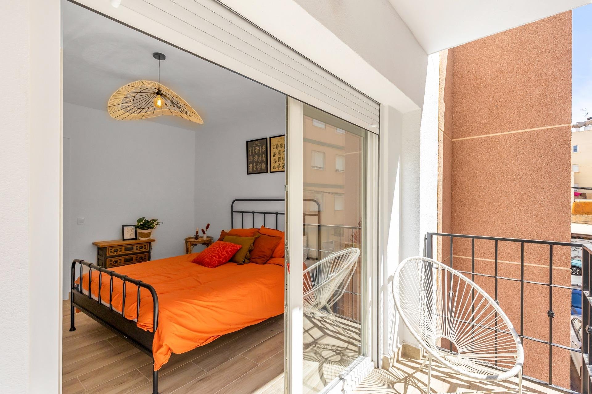 Resale - Townhouse -
Torrevieja - Paseo maritimo