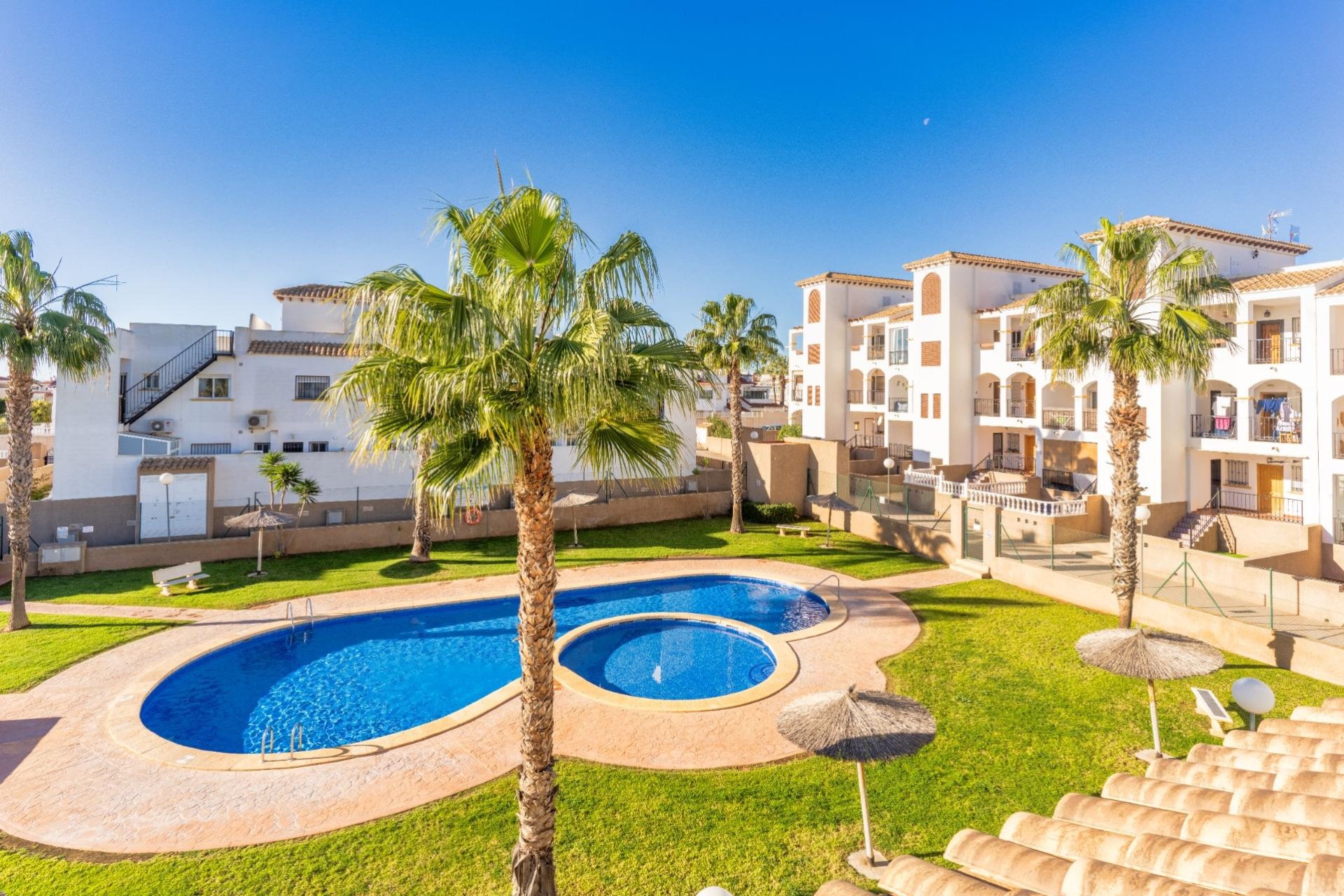 Resale - Townhouse -
Torrevieja - Punta prima