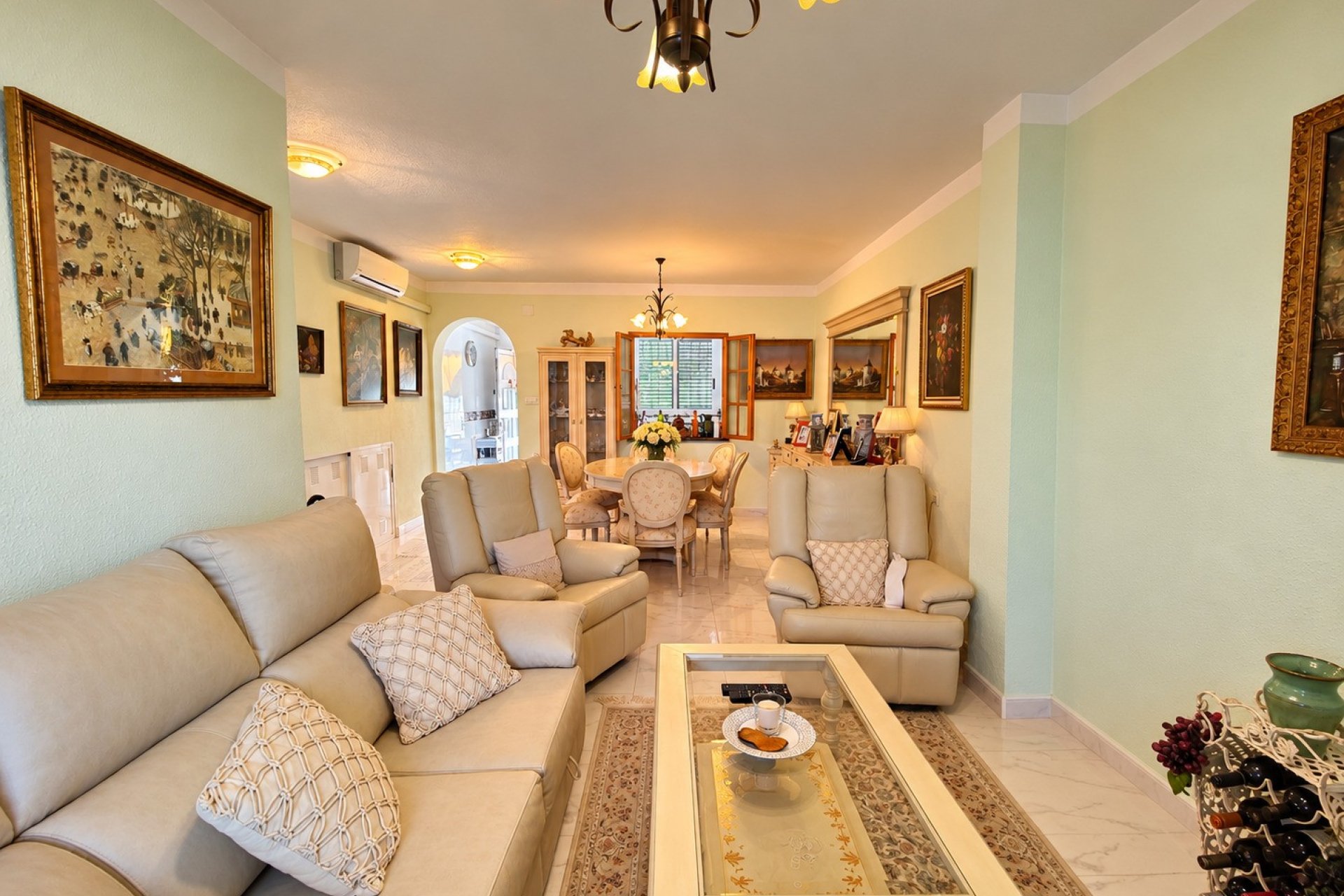 Resale - Townhouse -
Torrevieja - Torrevieja - Centre