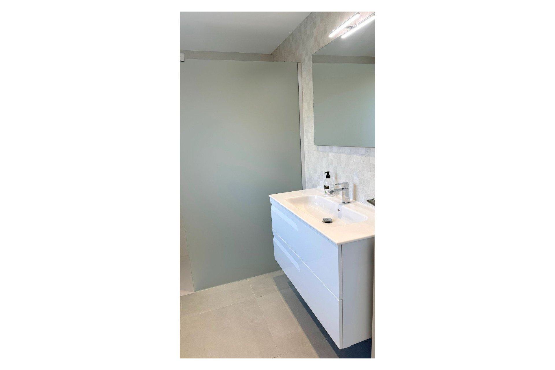 Resale - Villa -
Alfas del Pí - pueblo