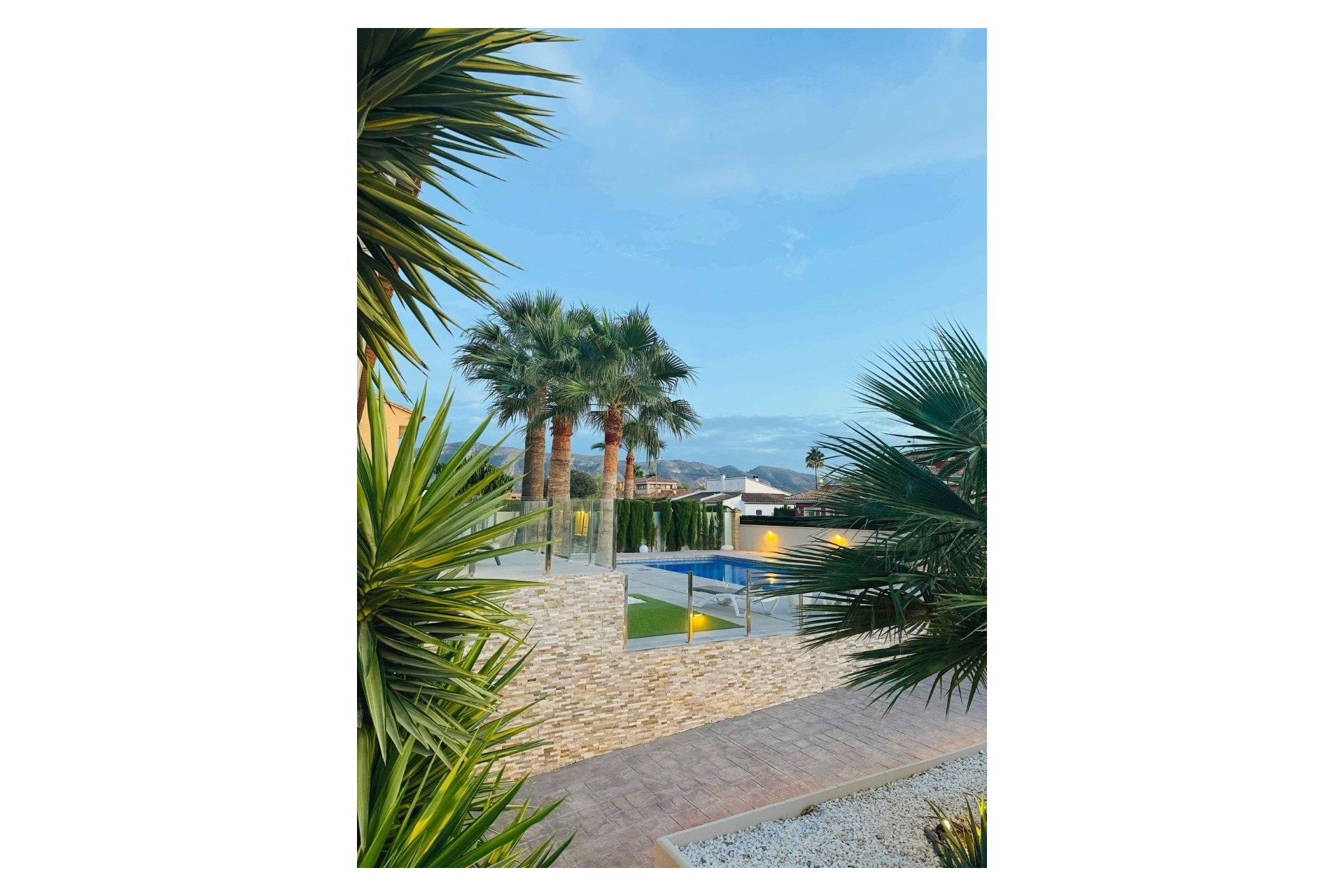 Resale - Villa -
Alfas del Pí - pueblo