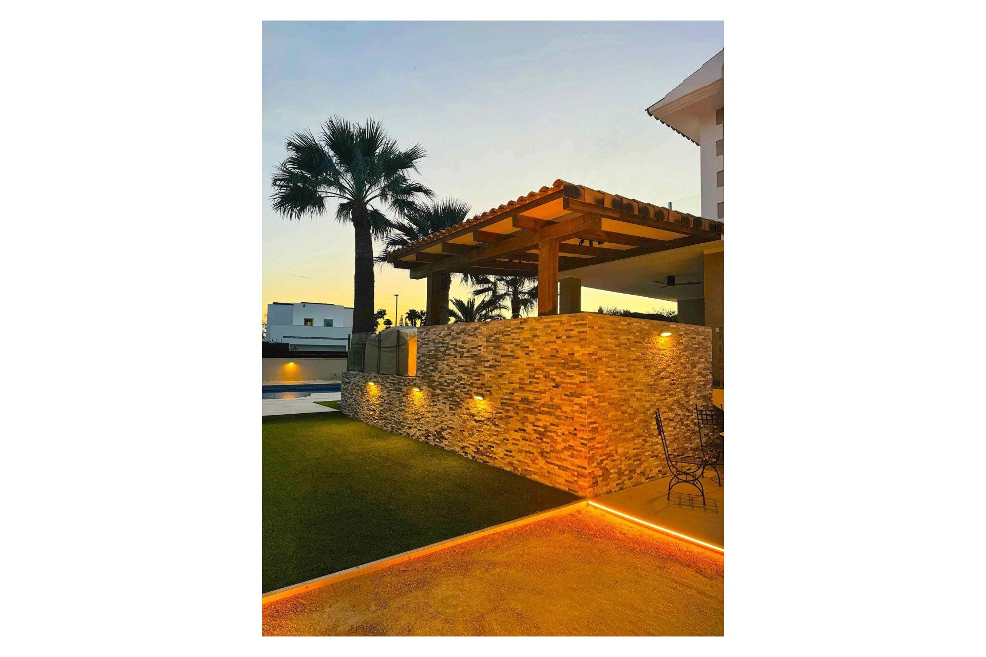 Resale - Villa -
Alfas del Pí - pueblo