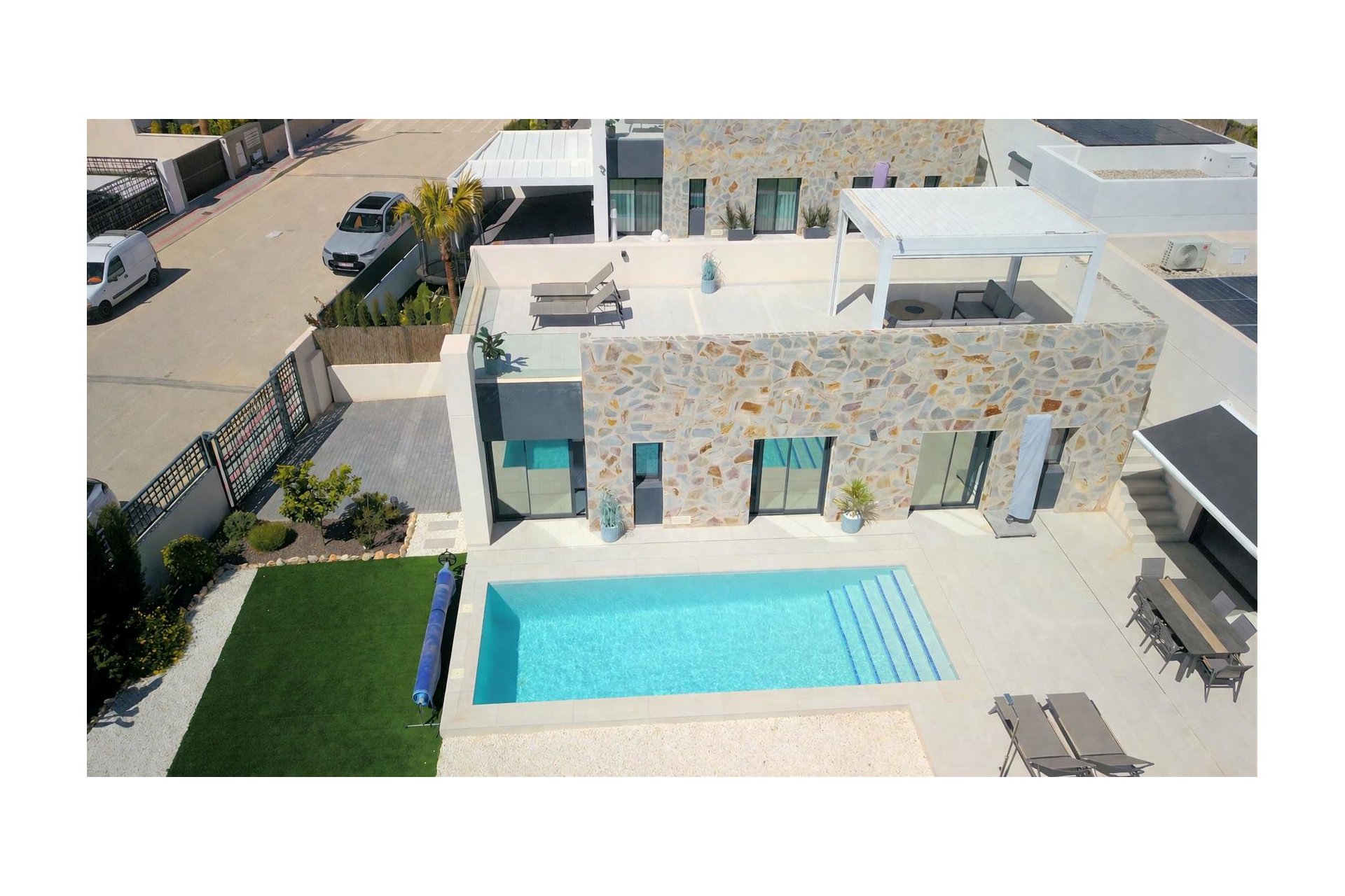 Resale - Villa -
Algorfa - La Finca Golf Resort