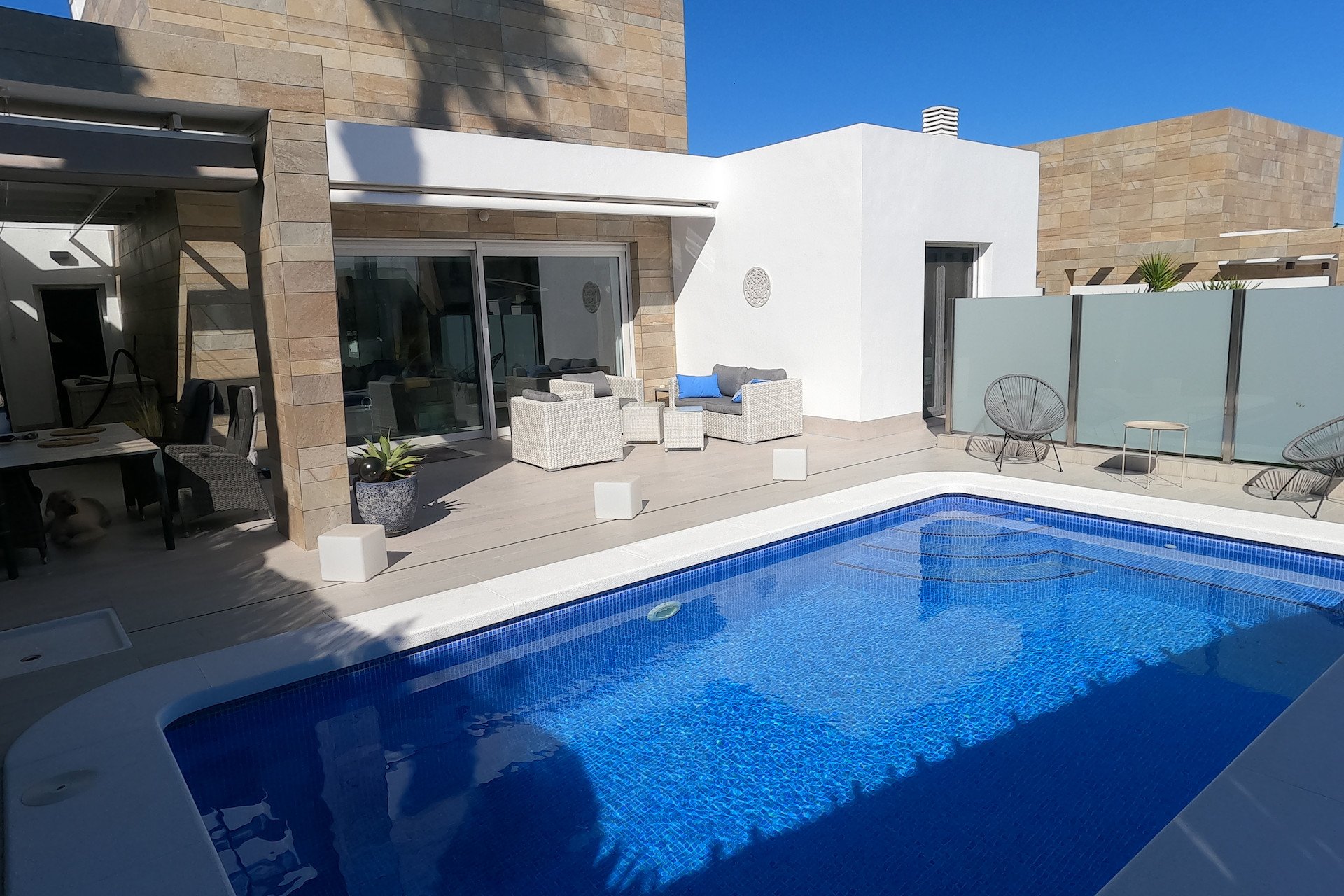 Resale - Villa -
Algorfa - La Finca Golf Resort