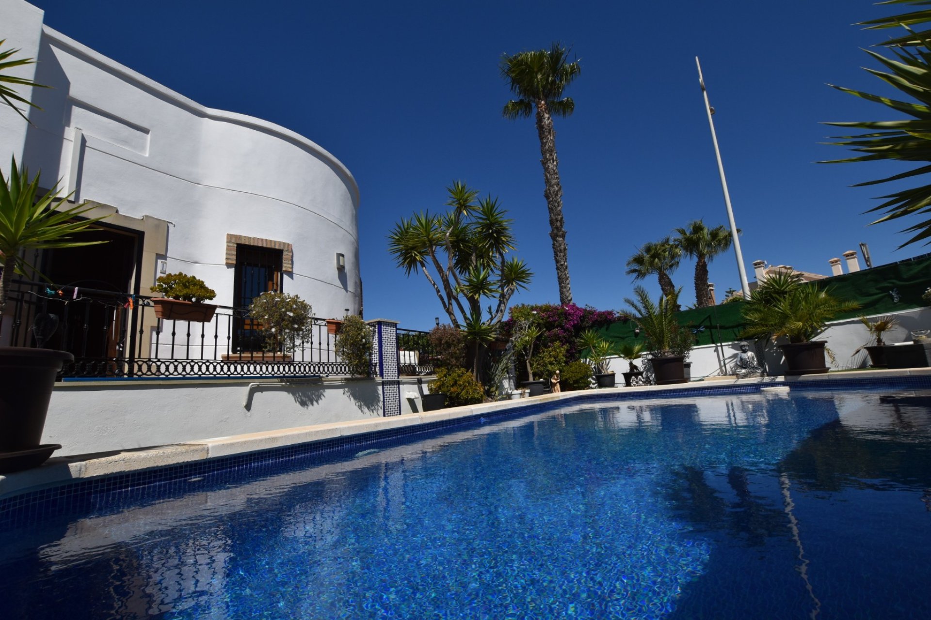 Resale - Villa -
Algorfa - La Finca Golf Resort